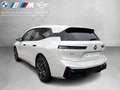 BMW iX xDrive45 M Sportpaket HK HiFi DAB LED Bílá - thumbnail 4