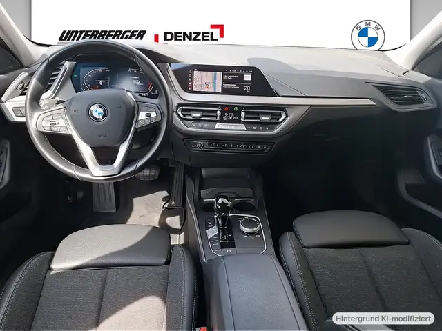 BMW 1 Series view 7