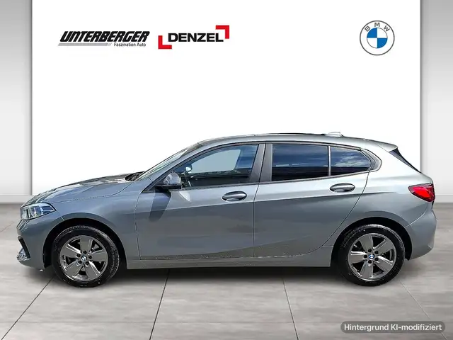 BMW 1 Series view 3