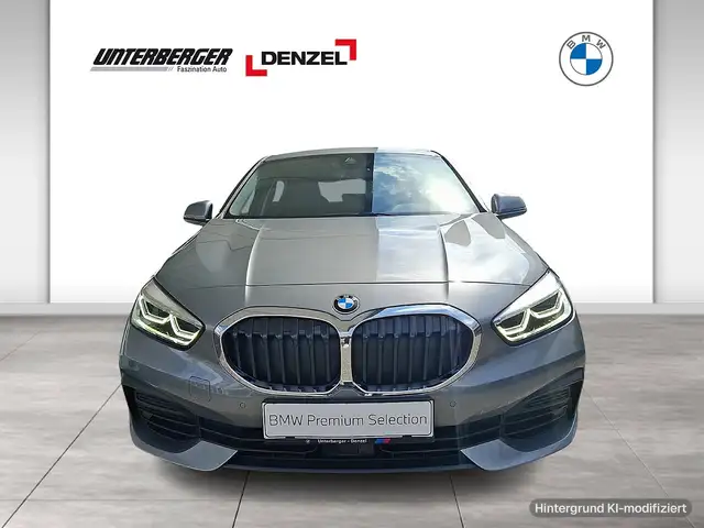 BMW 1 Series view 2