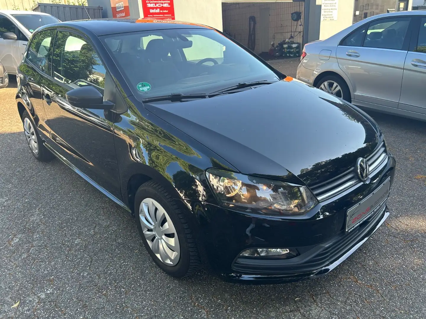 Volkswagen Polo 1.0 +NaviZB+Servo+Klima Schwarz - 1