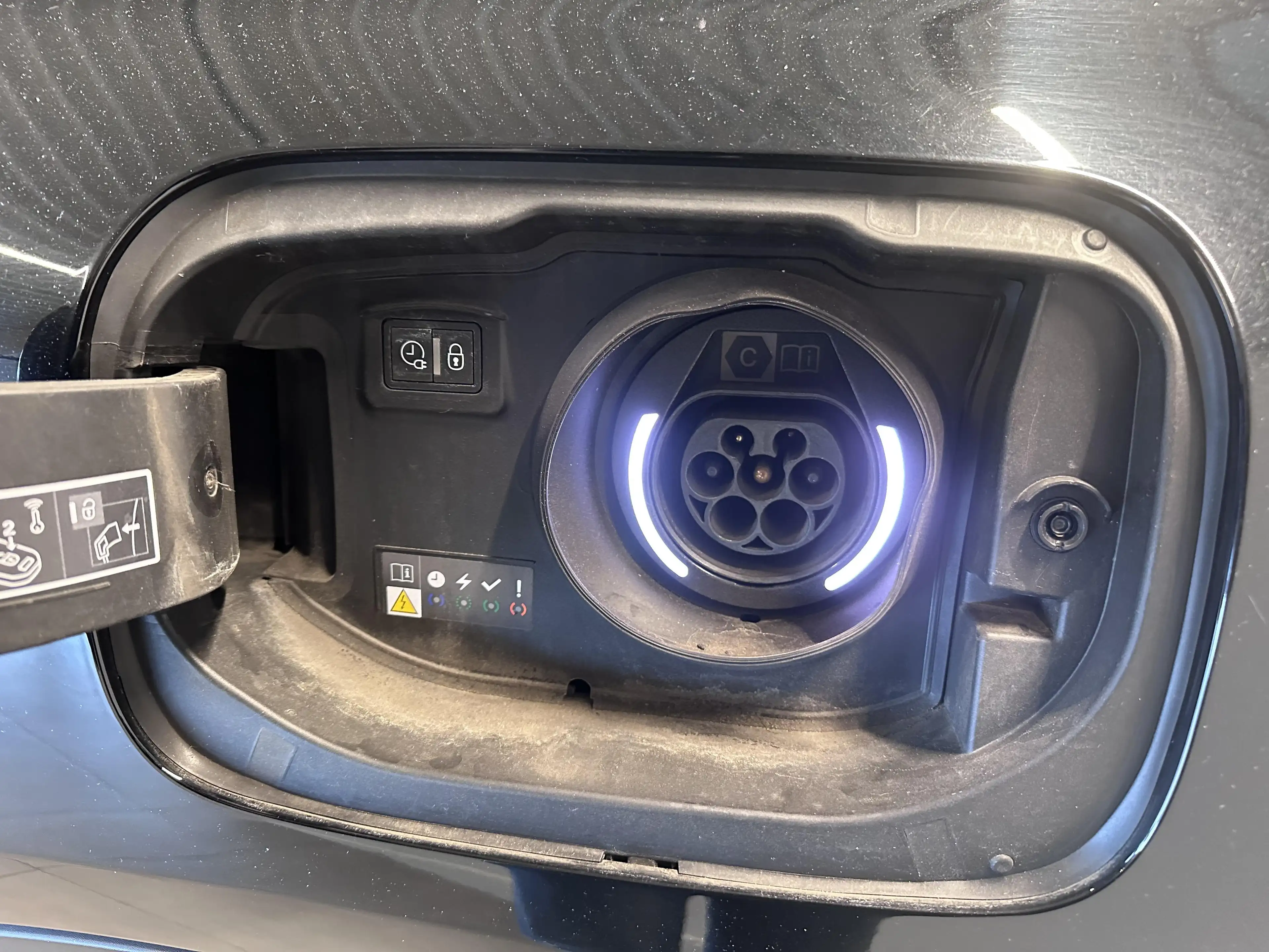 Citroen C5 X 1.6 SHINE PACK PHEV PLUG IN HYBRID 225 EAT 8 — photo 29