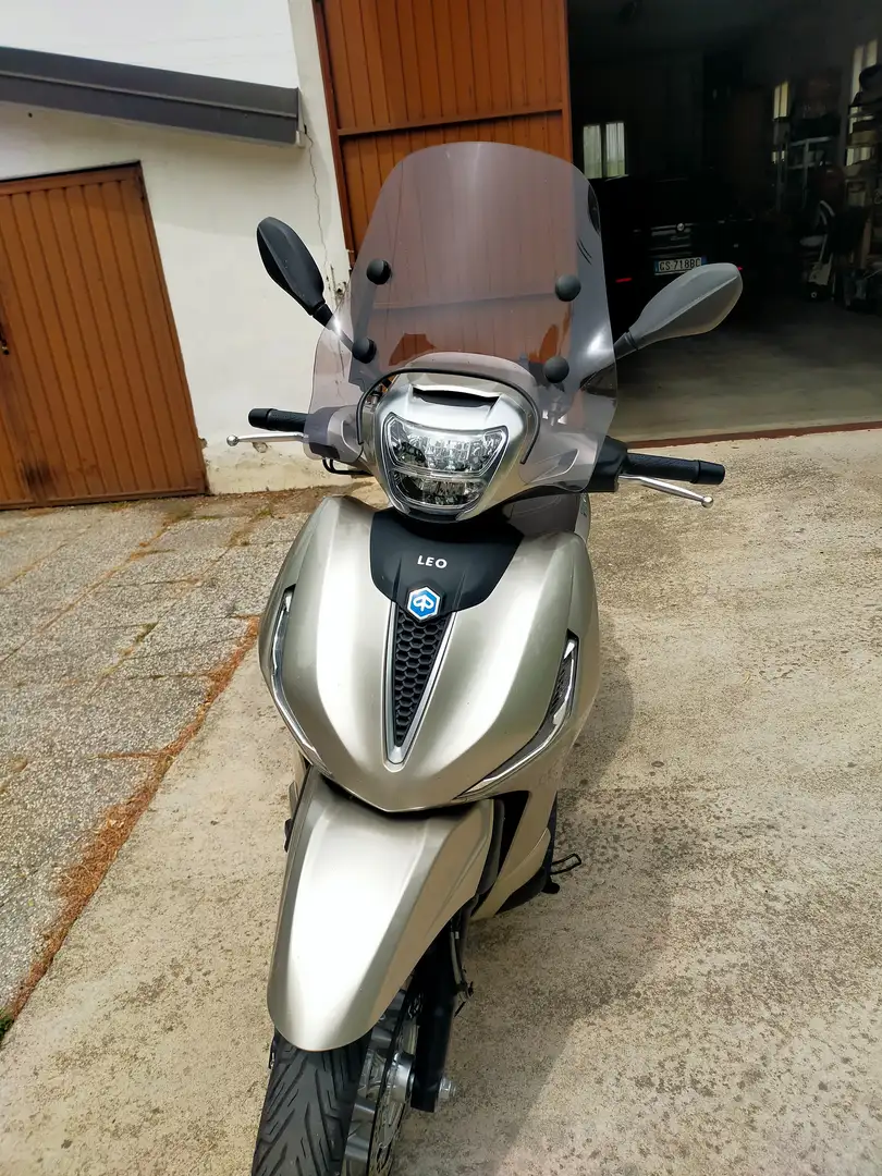 Piaggio Beverly 300 300 hpe  abs asr Ezüst - 2