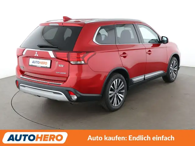 Mitsubishi Outlander view 6