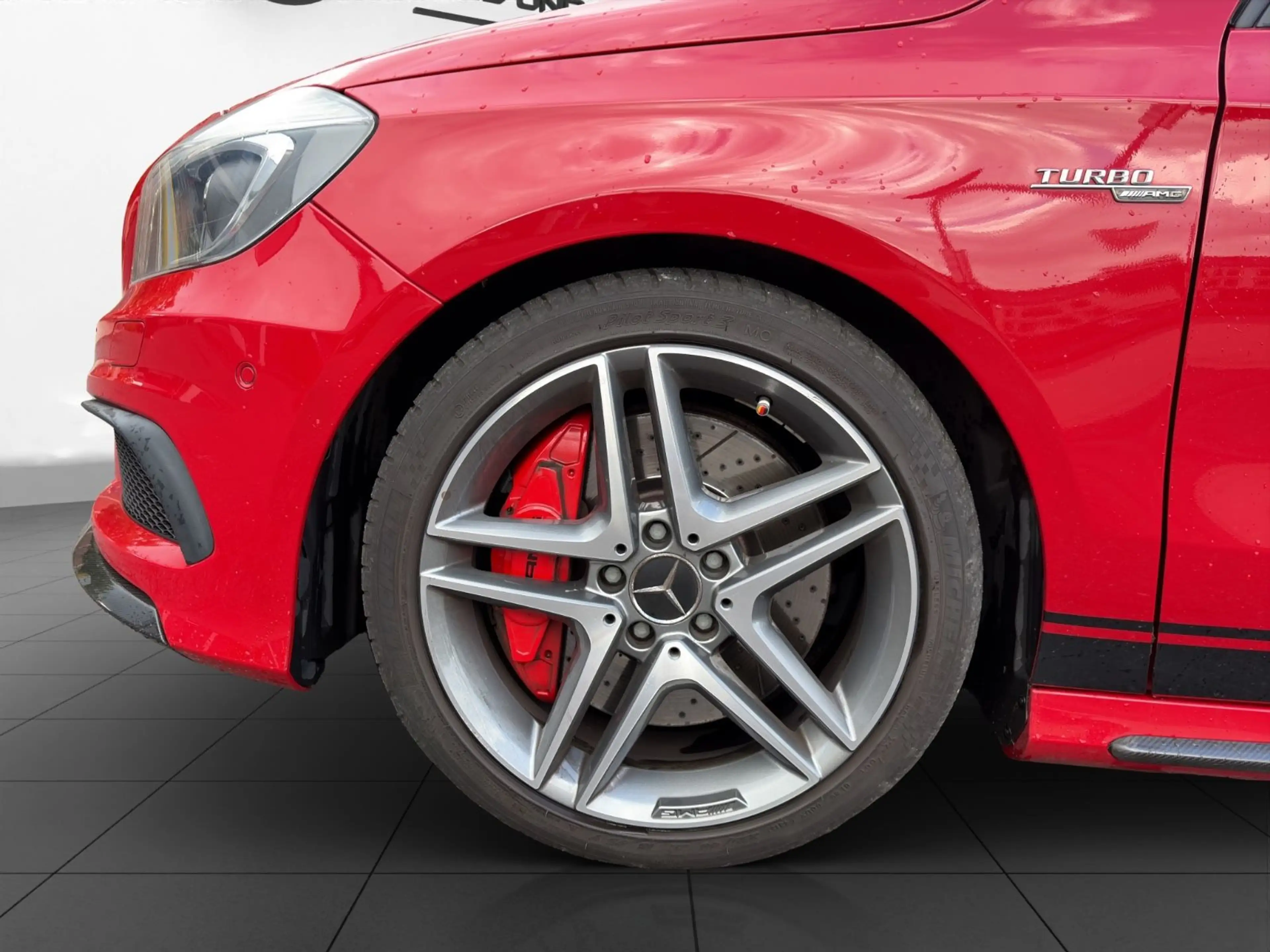 Mercedes-Benz A 45 AMG A A 45 AMG 4Matic — photo 13