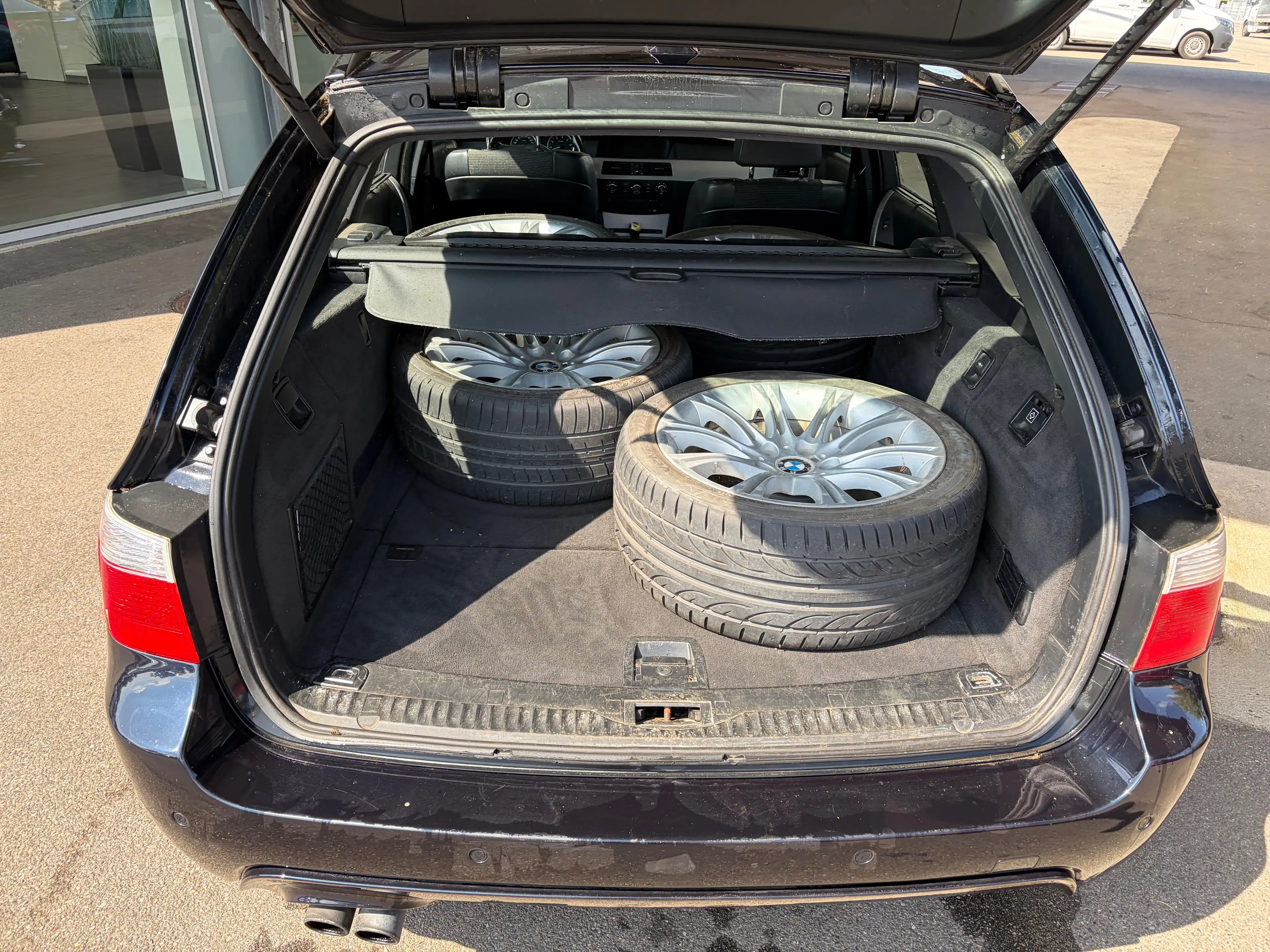 BMW 525 525 i Touring*1.Hand*Klima*Tempomat*Sitzheizung* — photo 11