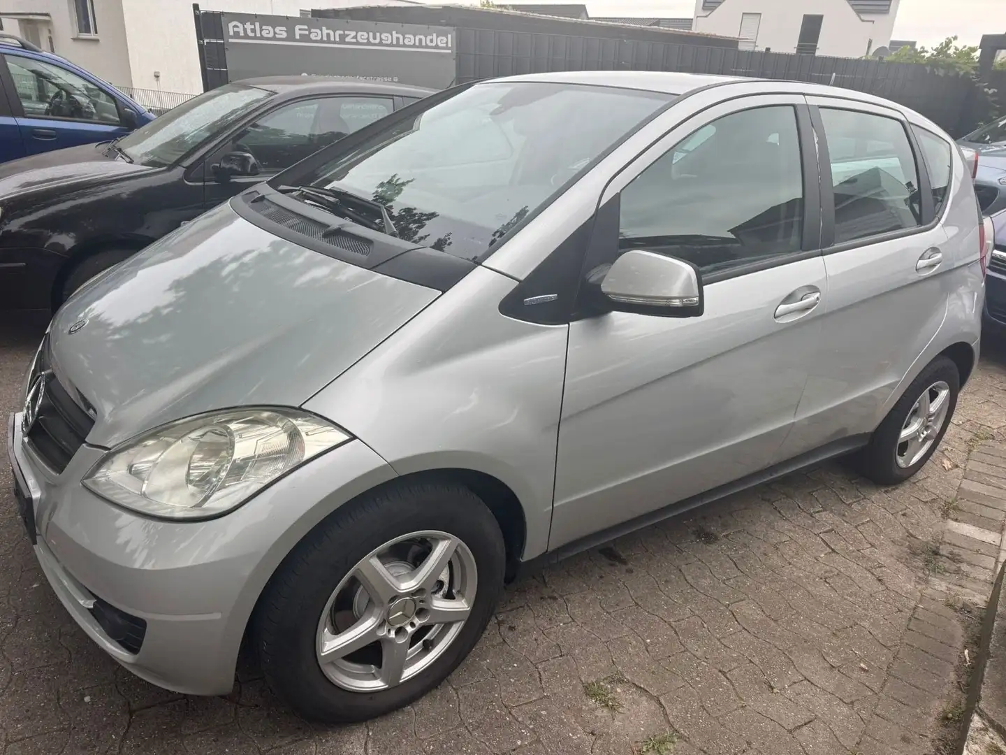 Mercedes-Benz A 160 A - Klasse 160 Klima,SHZ,Alu,Tüv Neu Silber - 1