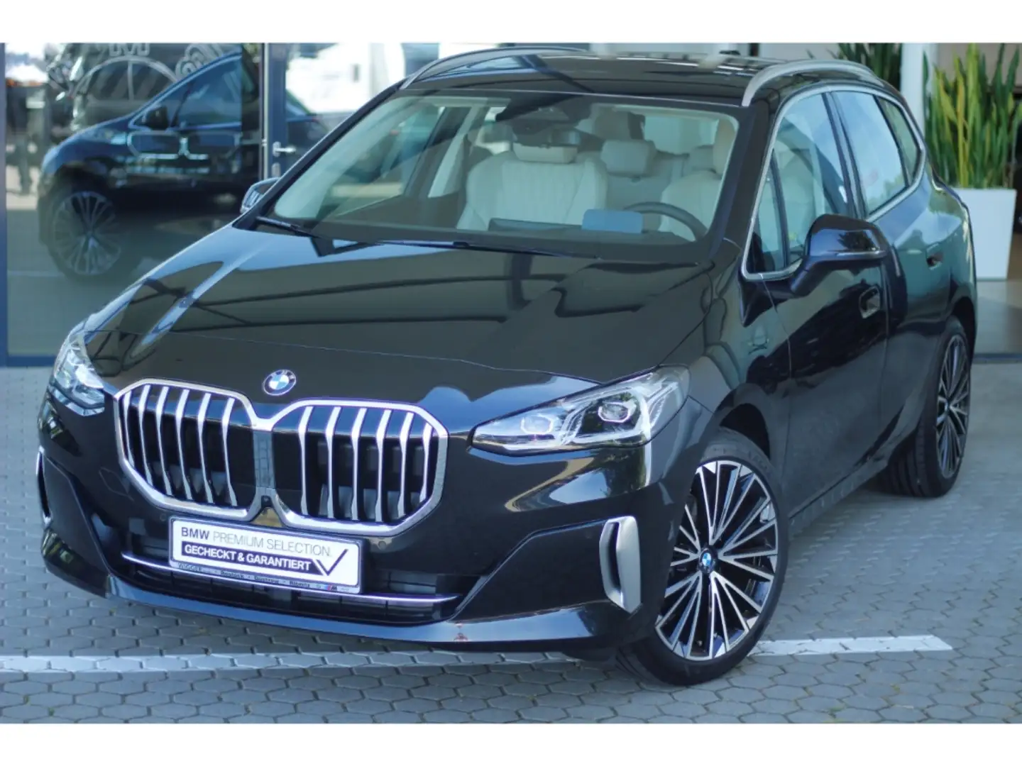 BMW 218 Active Tourer d Luxury Line/LED/Navi/HUD/ACC Black - 2
