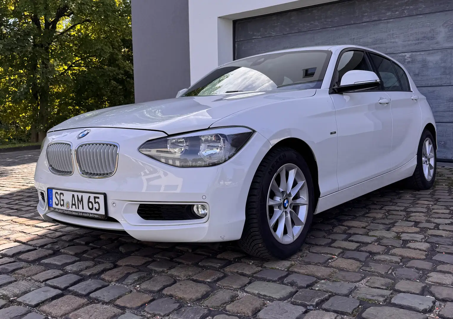 BMW 118 118i Urban Line Weiß - 1