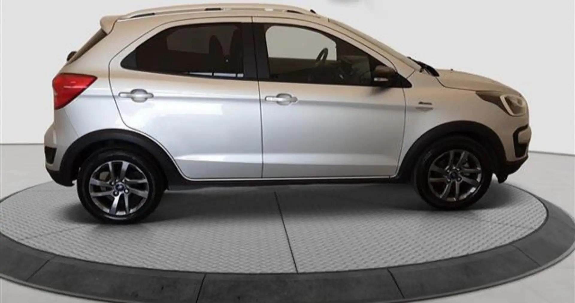 Ford Ka/Ka+ Ka + active 1.2 s&s 85cv - 2