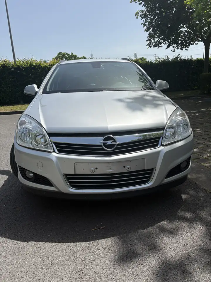 Opel Astra 1.7 CDTI - 125 FAP Cosmo