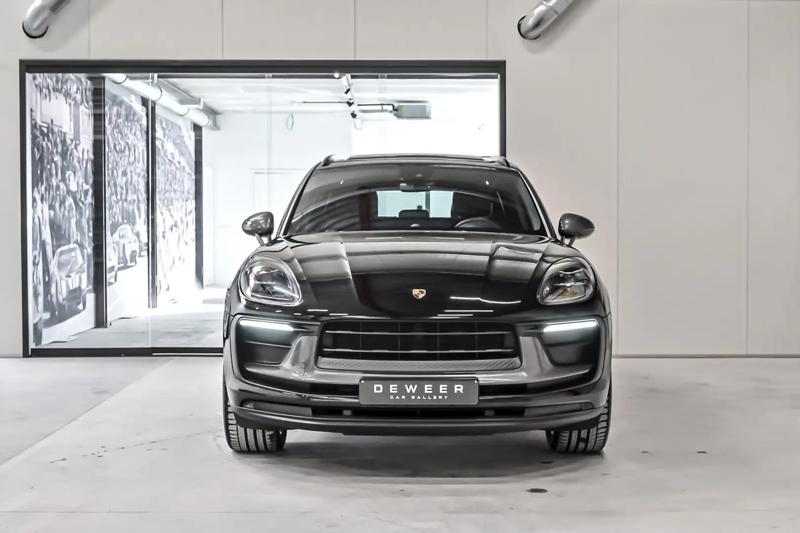 Porsche Macan *Macan T* PDK -Pano dak/verw stuur/sportstoel. Noir - 2