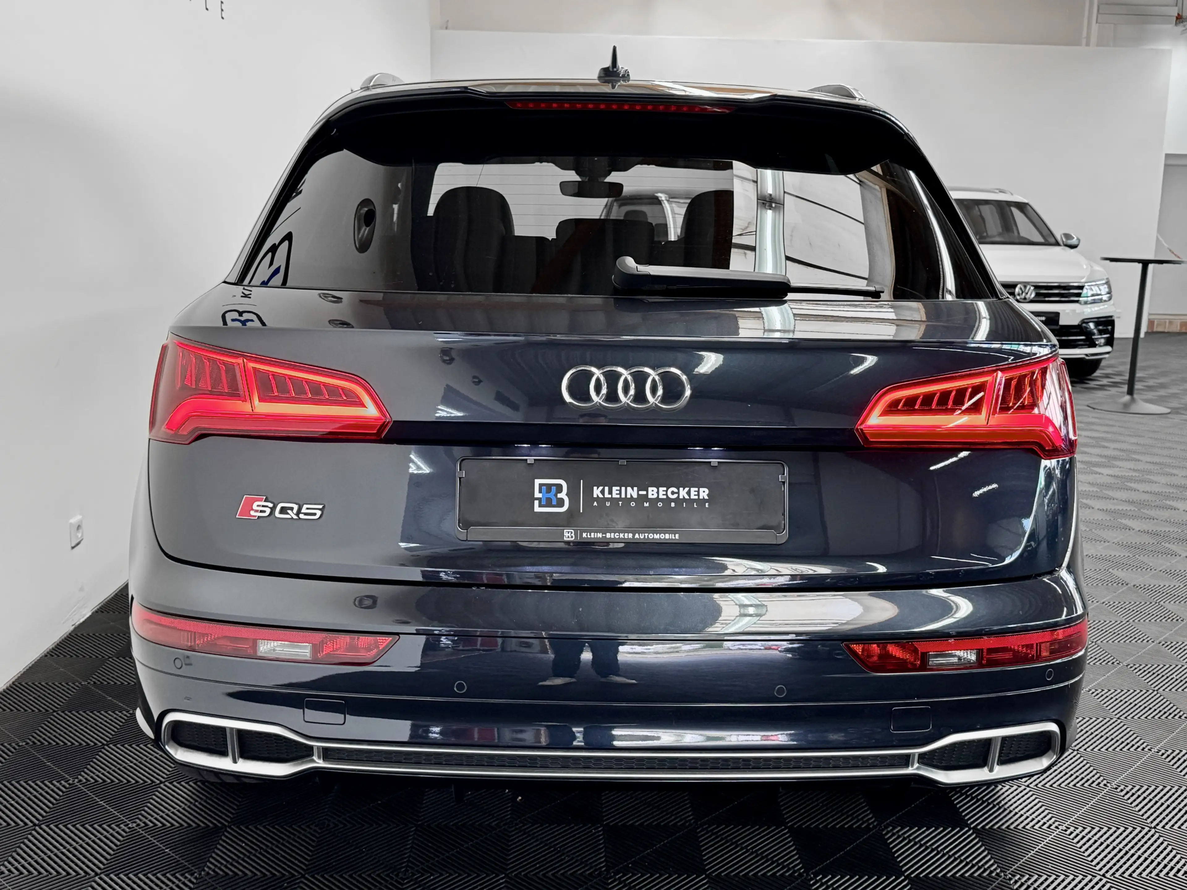 Audi SQ5 3.0 TFSI quattro *Pano*AHK*ACC*2.Hand*NO-OPF — photo 6