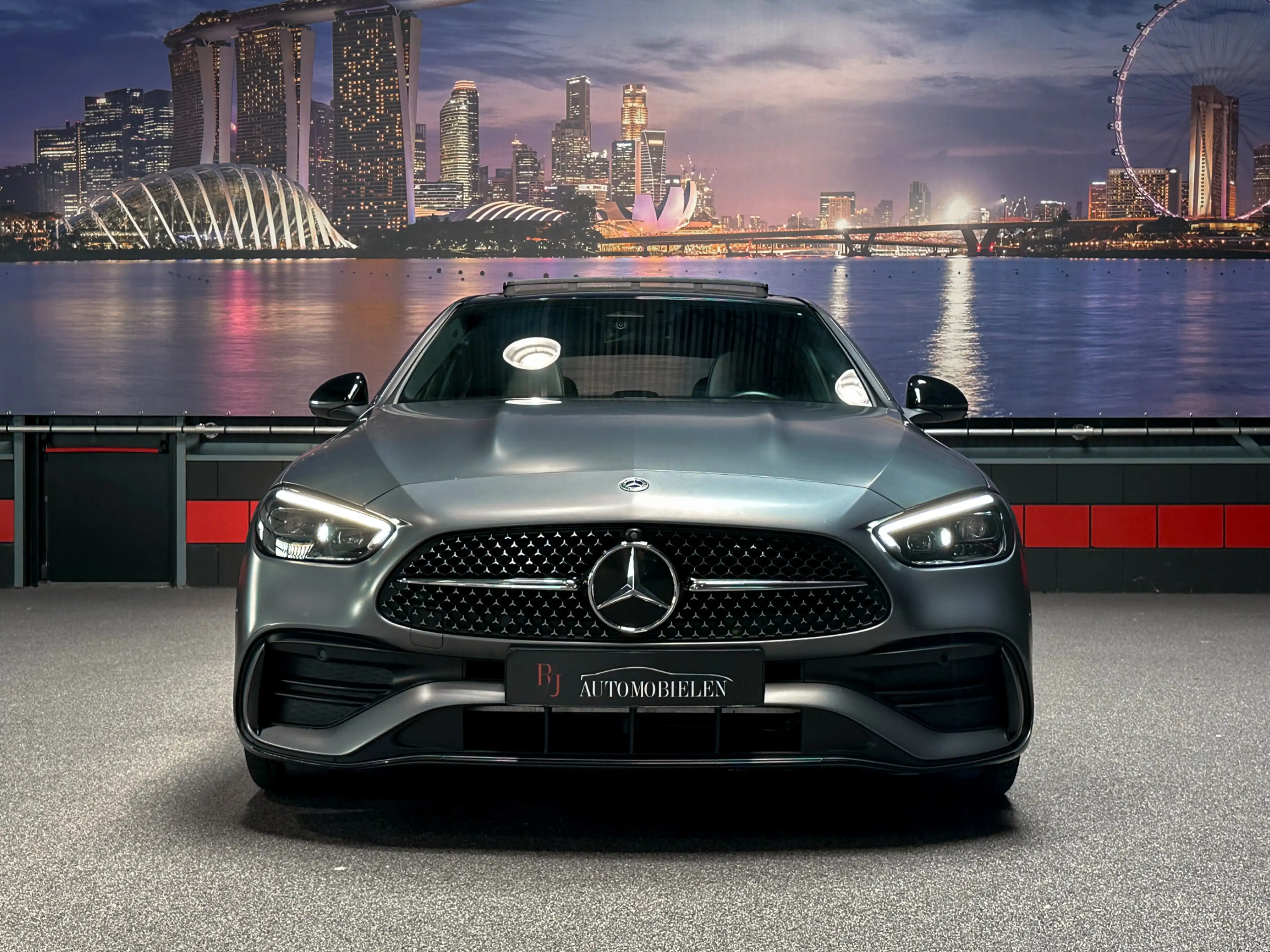 Mercedes-Benz C 300 C300 e AMG MatteGrijs|Memory|HeadUp|Sfeer|Panorama — photo 2
