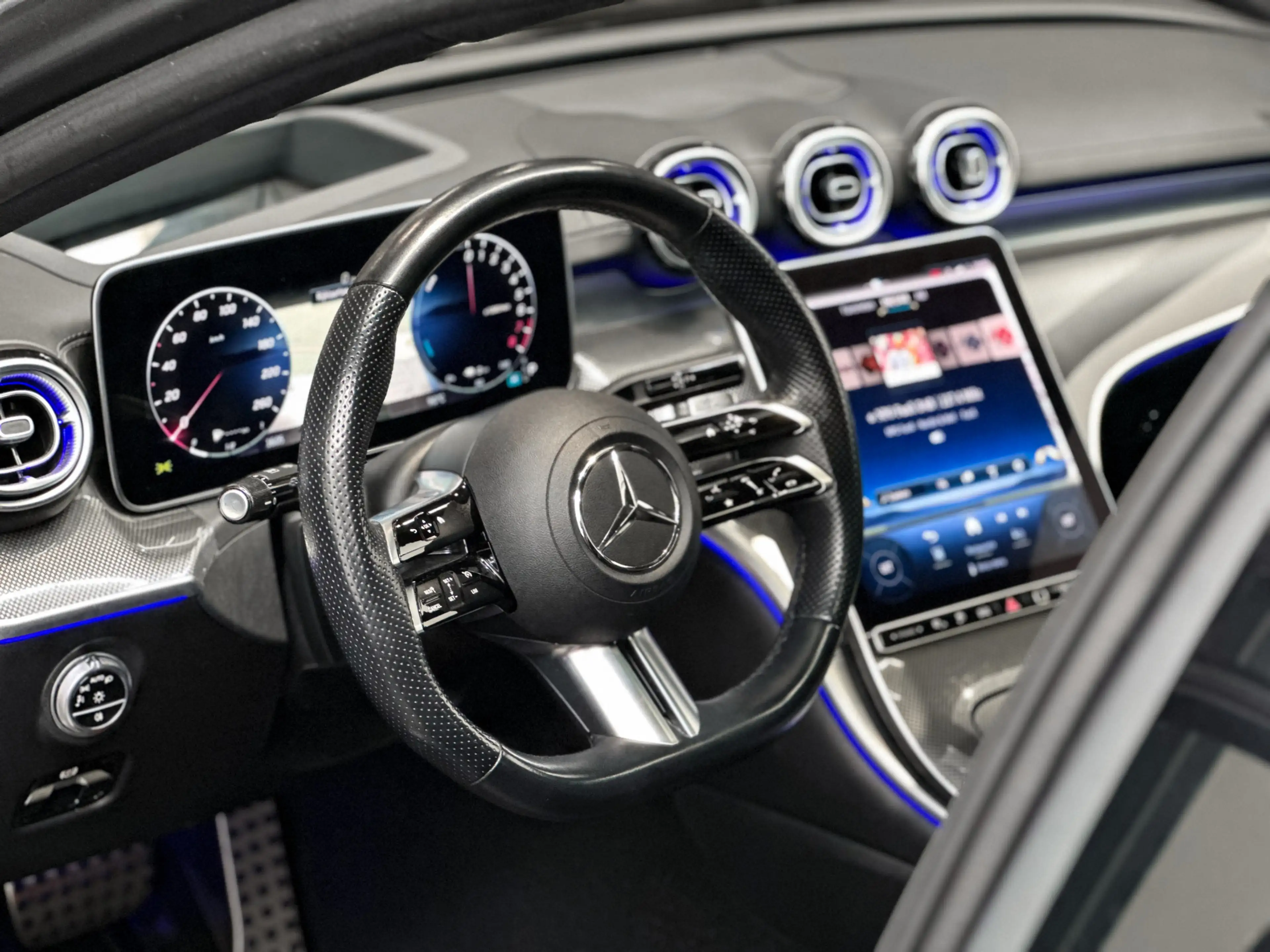 Mercedes-Benz C 300 C300 e AMG MatteGrijs|Memory|HeadUp|Sfeer|Panorama — photo 17