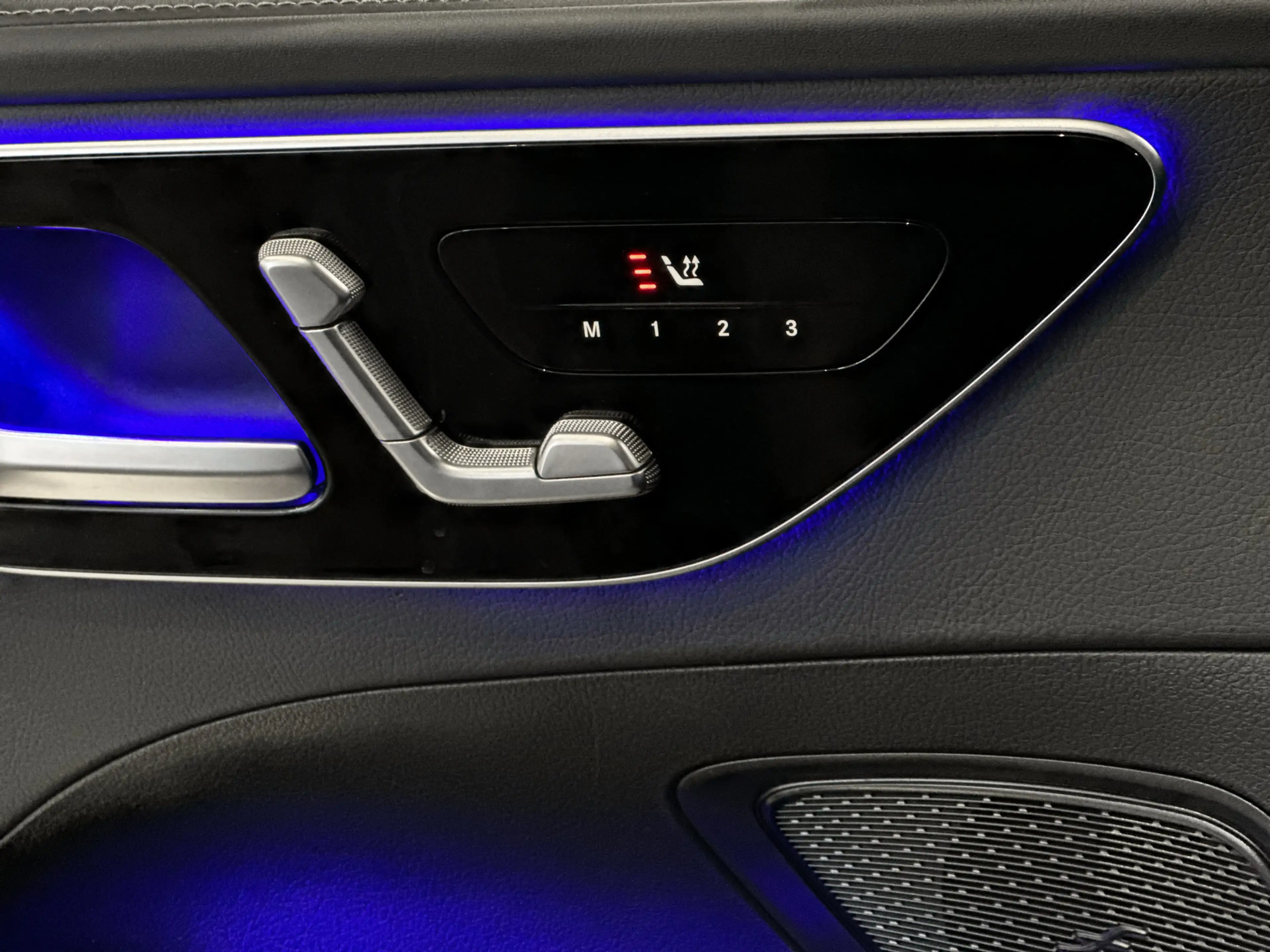 Mercedes-Benz C 300 C300 e AMG MatteGrijs|Memory|HeadUp|Sfeer|Panorama — photo 14