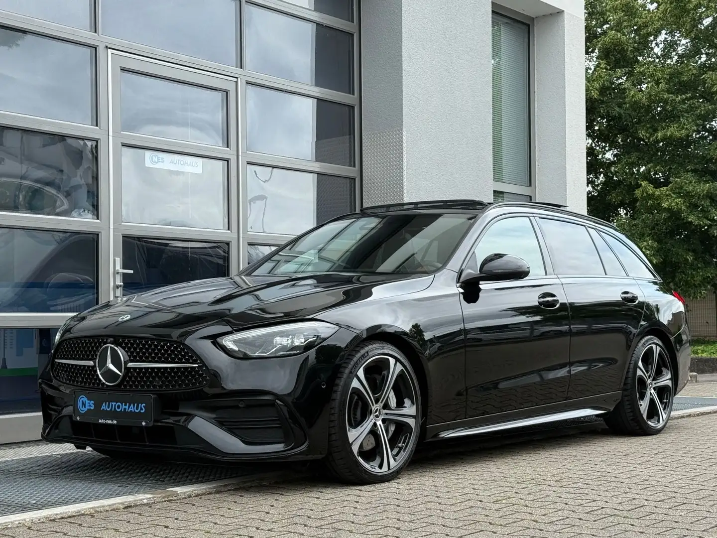 Mercedes-Benz C 220 dT*ACC*9G*3x AMG*PANO*360*MBUX*LEDER*19' Schwarz - 1