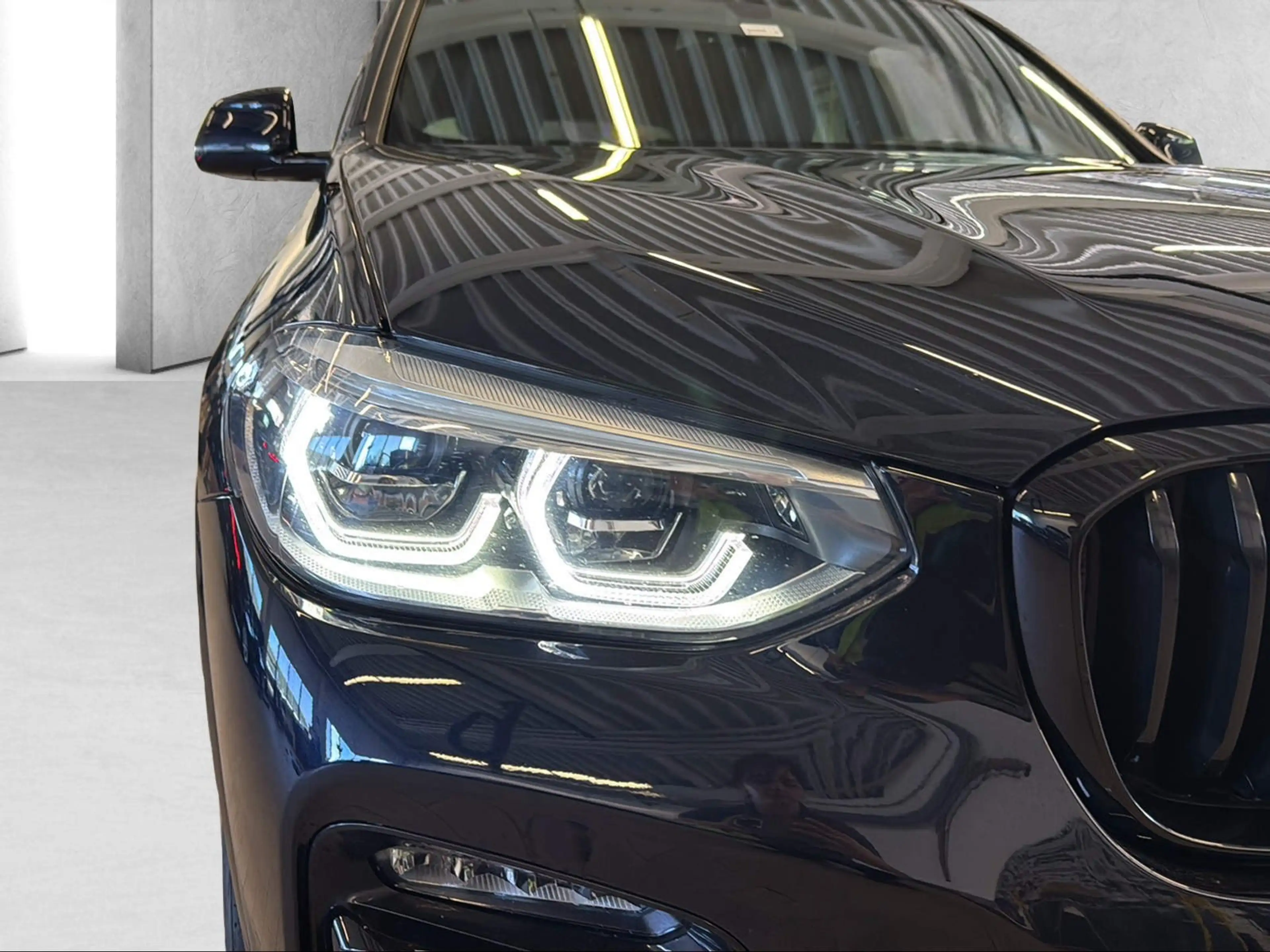 BMW X3 M 40d M Shadow Line — photo 11