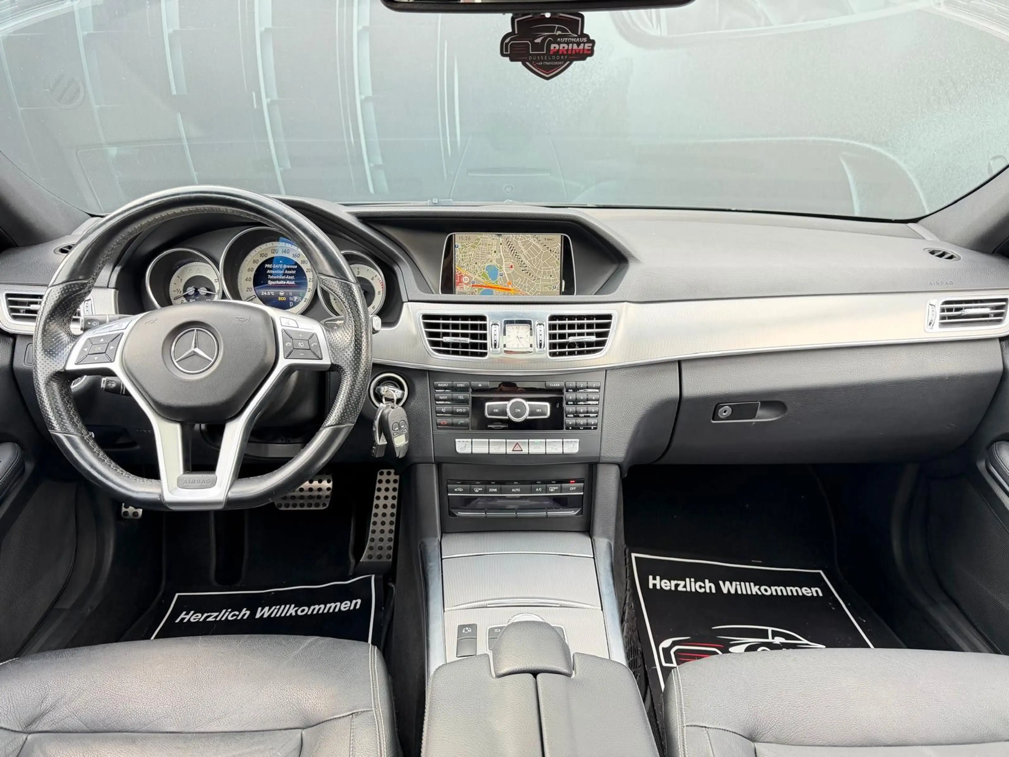 Mercedes-Benz E 350 d *4Matic*AMG-Line*Facelift*Voll*Led* — photo 15