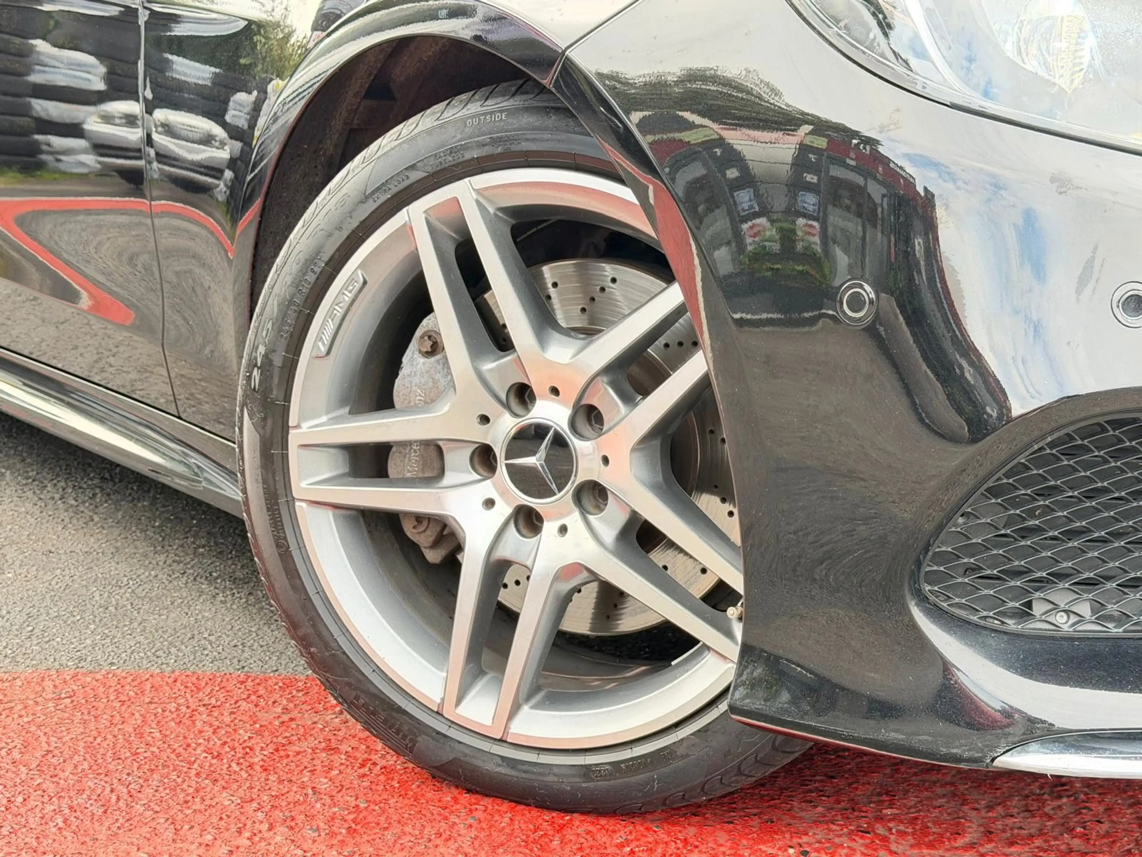 Mercedes-Benz E 350 d *4Matic*AMG-Line*Facelift*Voll*Led* — photo 10