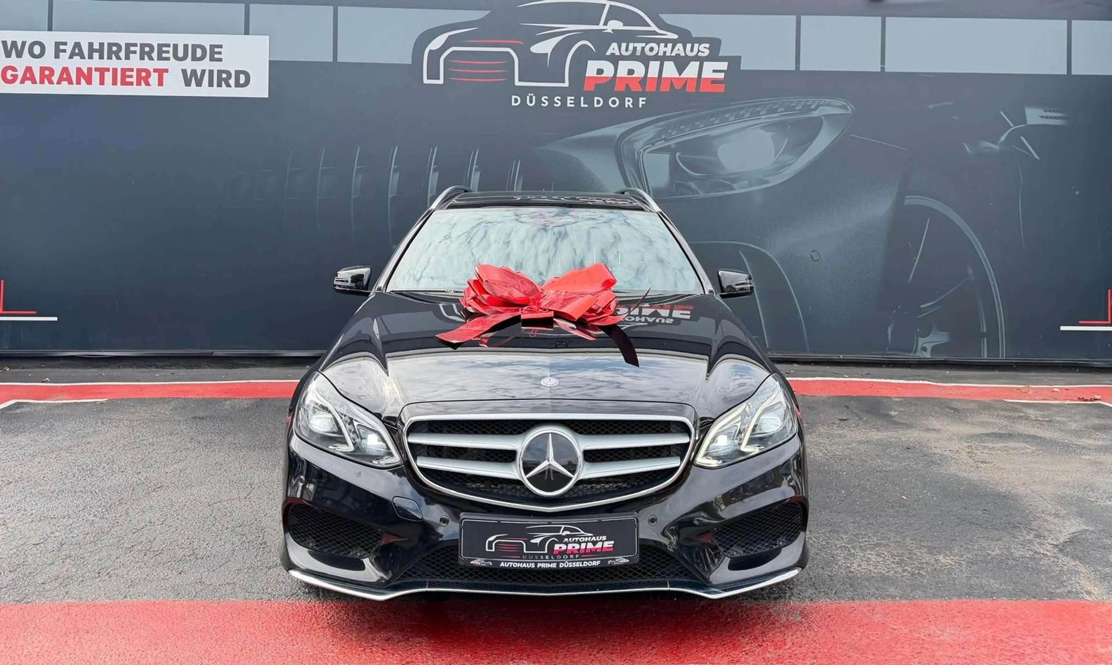 Mercedes-Benz E 350 d *4Matic*AMG-Line*Facelift*Voll*Led* — photo 3