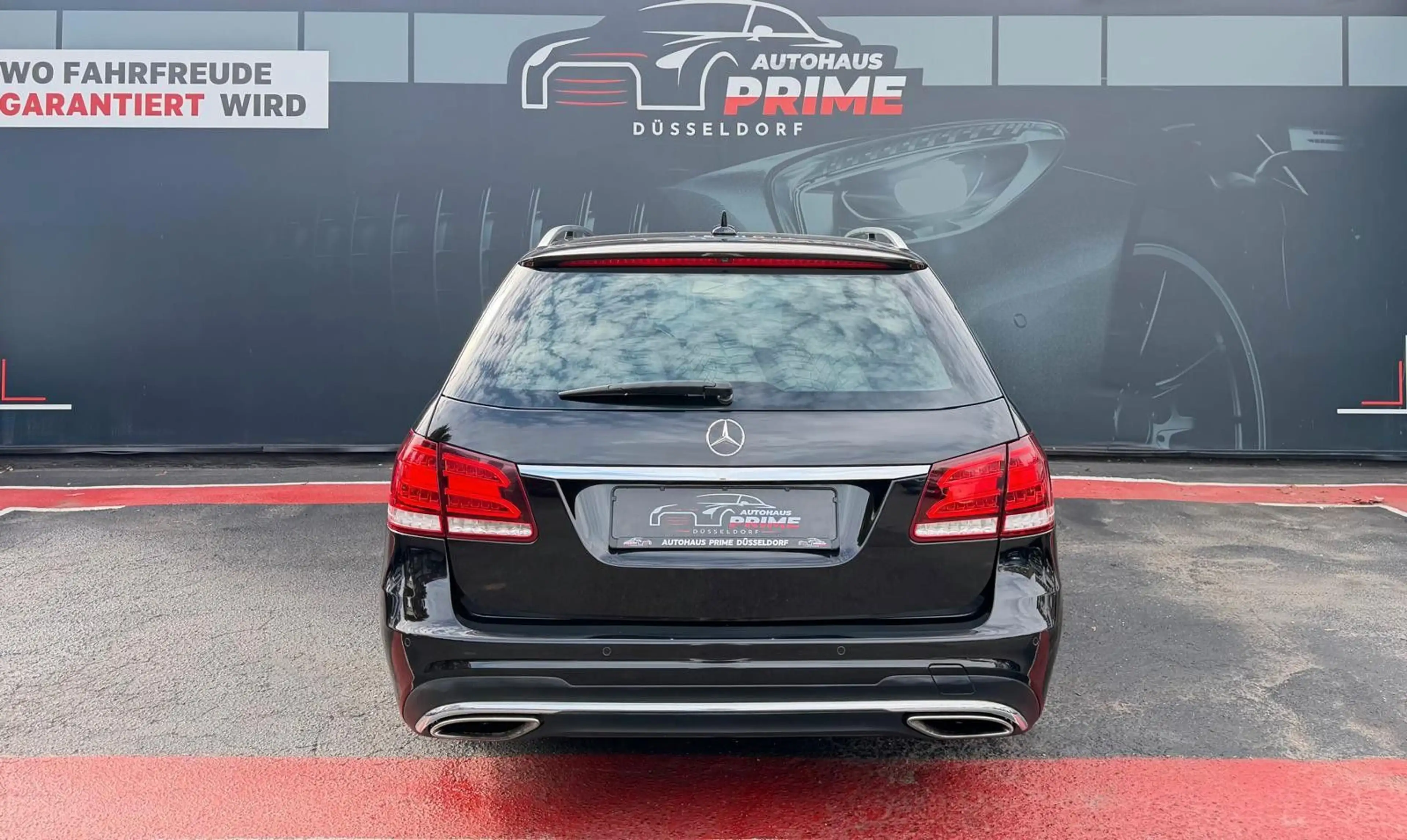 Mercedes-Benz E 350 d *4Matic*AMG-Line*Facelift*Voll*Led* — photo 6