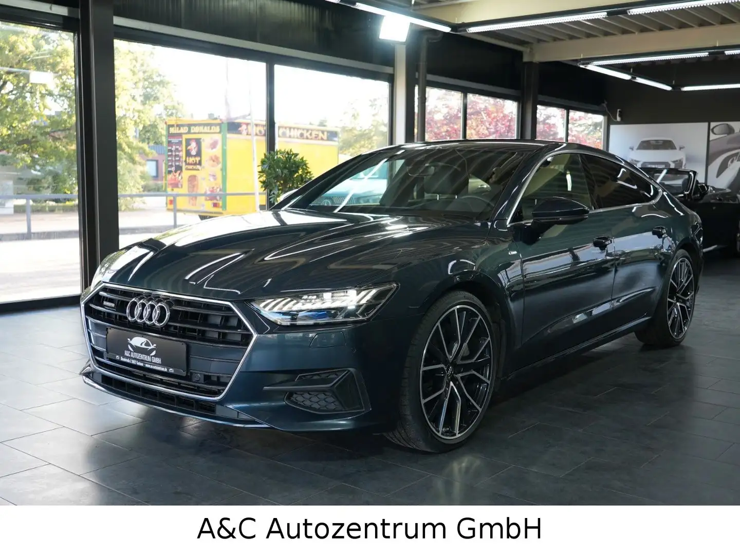 Audi A7 Sportback 55 TFSI Quattro S-Line Grau - 1