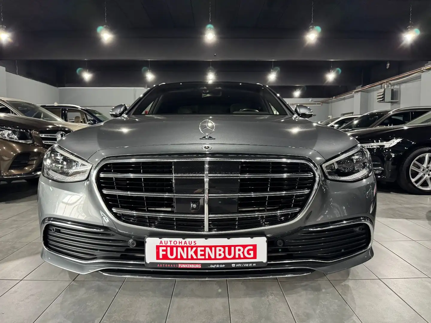 Mercedes-Benz S 350 d 4M Lang 3xTV/PANO/DISTR/360°/3D HUD/HAL Gris - 2