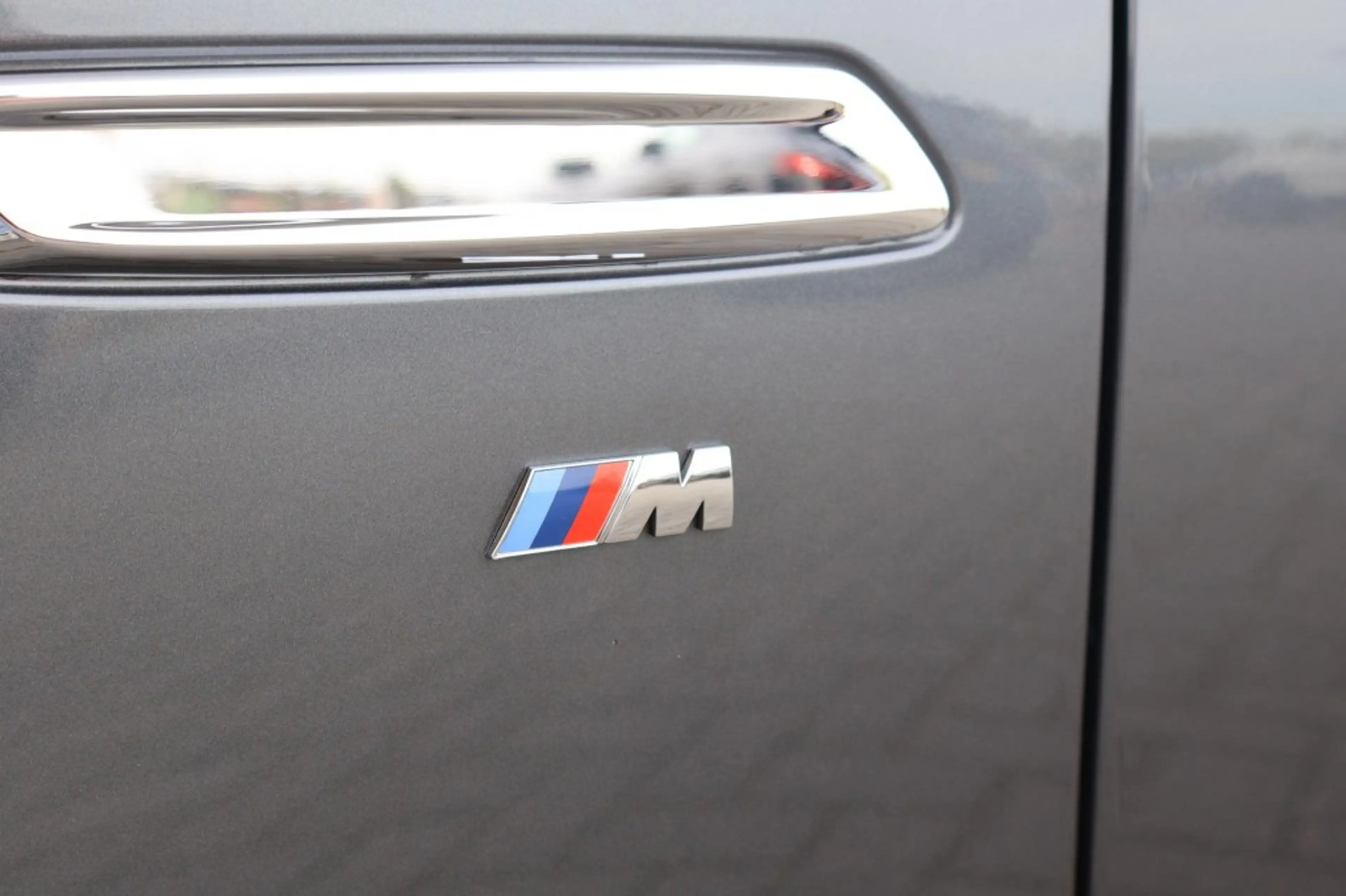 BMW 520 520i M Sport edition / Panodak / Leer / PDC v&a / — photo 35
