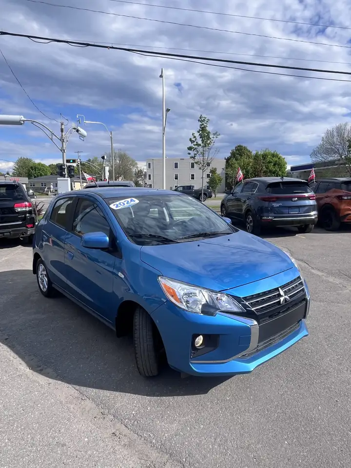 Mitsubishi Mirage снимка Mitsubishi Mirage