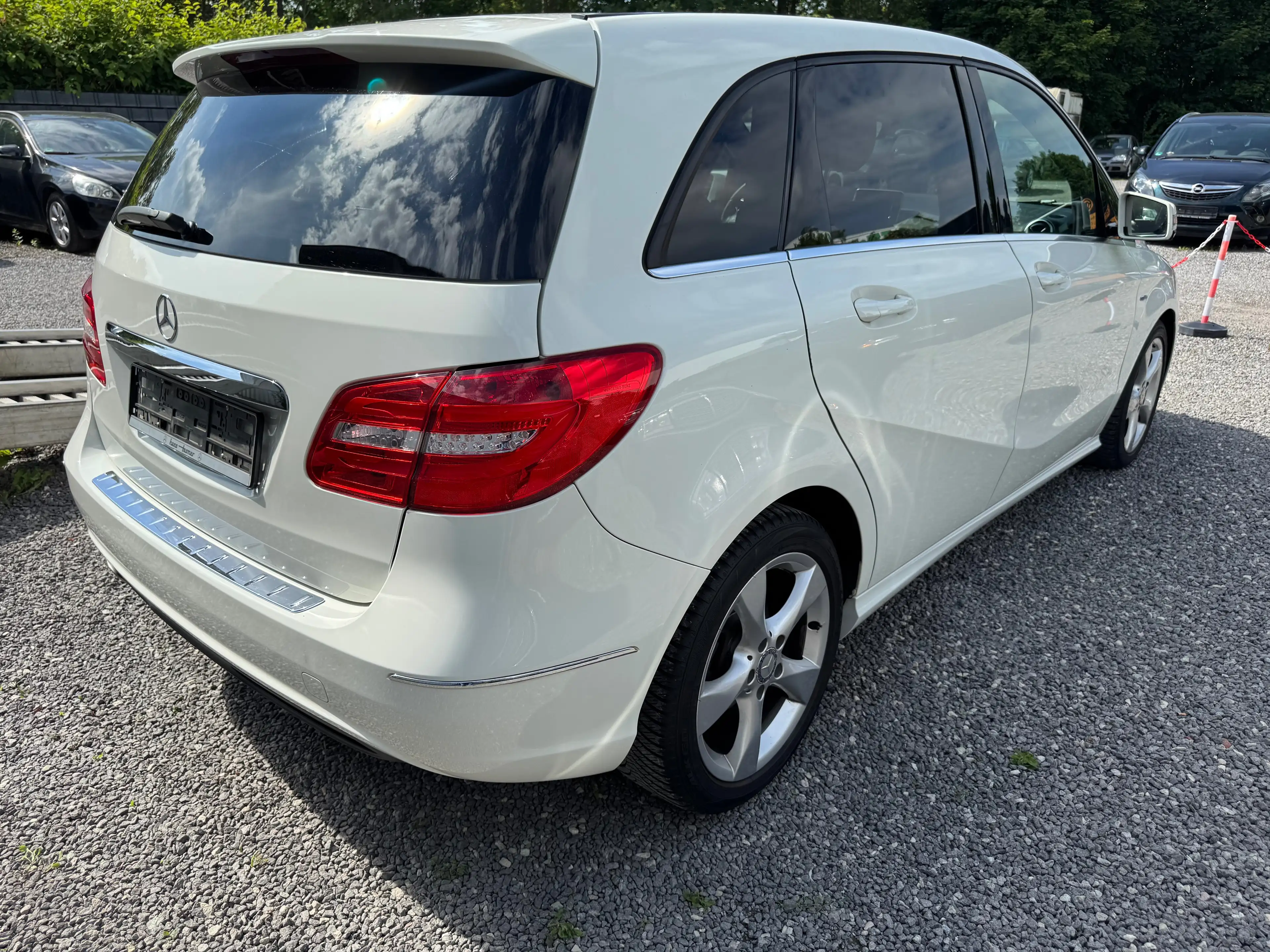 Mercedes-Benz B 180 B 180 (246.242) — photo 6