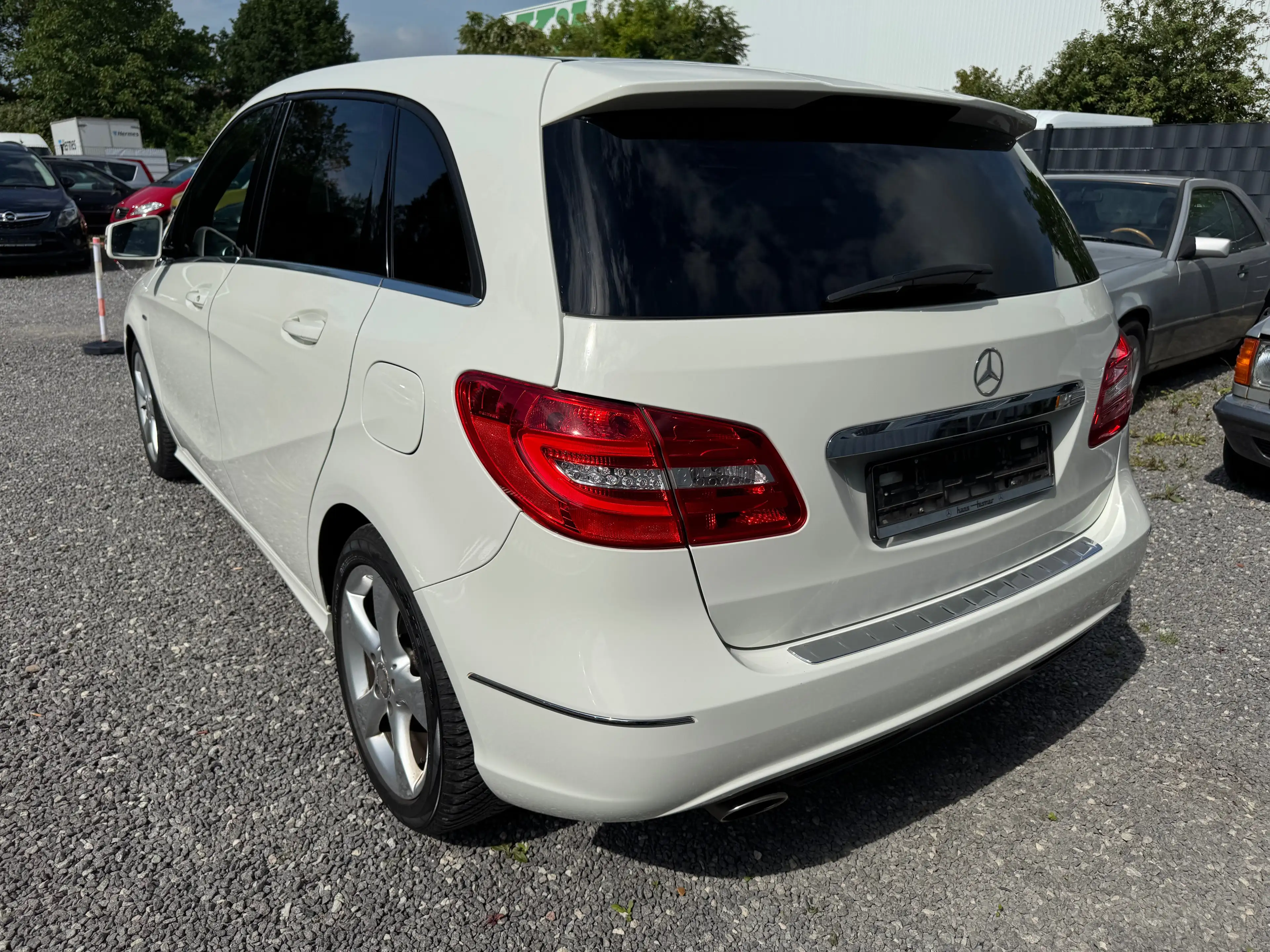Mercedes-Benz B 180 B 180 (246.242) — photo 9