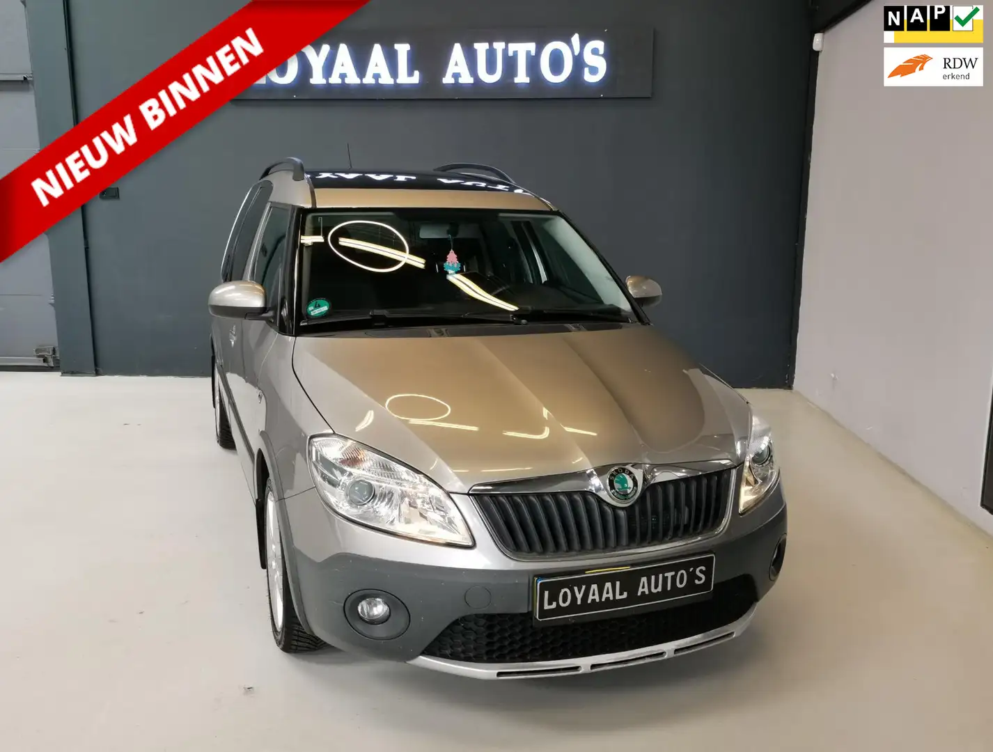 Skoda Roomster 1.2 TSI Ambition | AUT | NAVI | GLAZEN-DAK | AIRCO Beige - 1