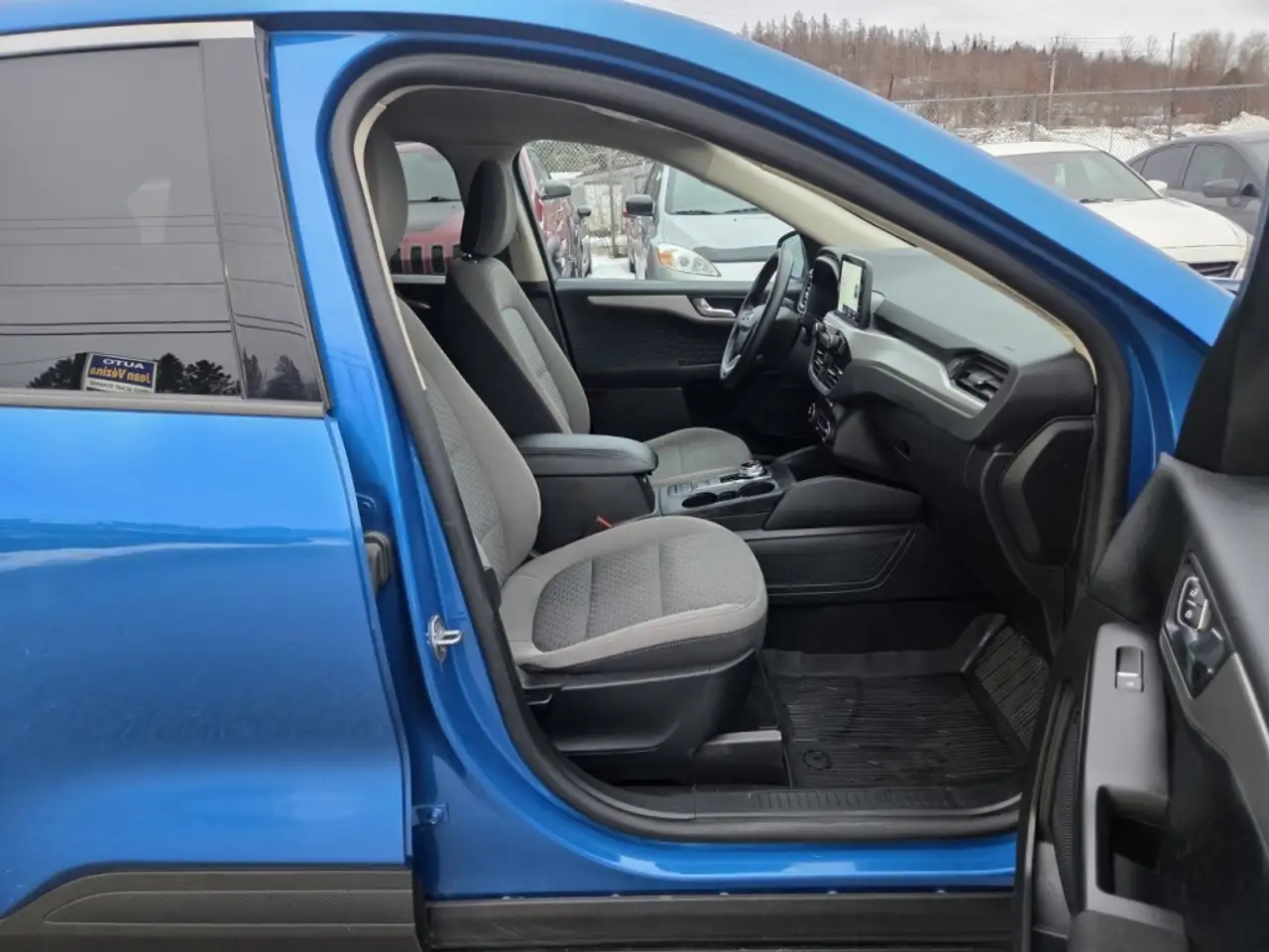 Ford Escape снимка Ford Escape