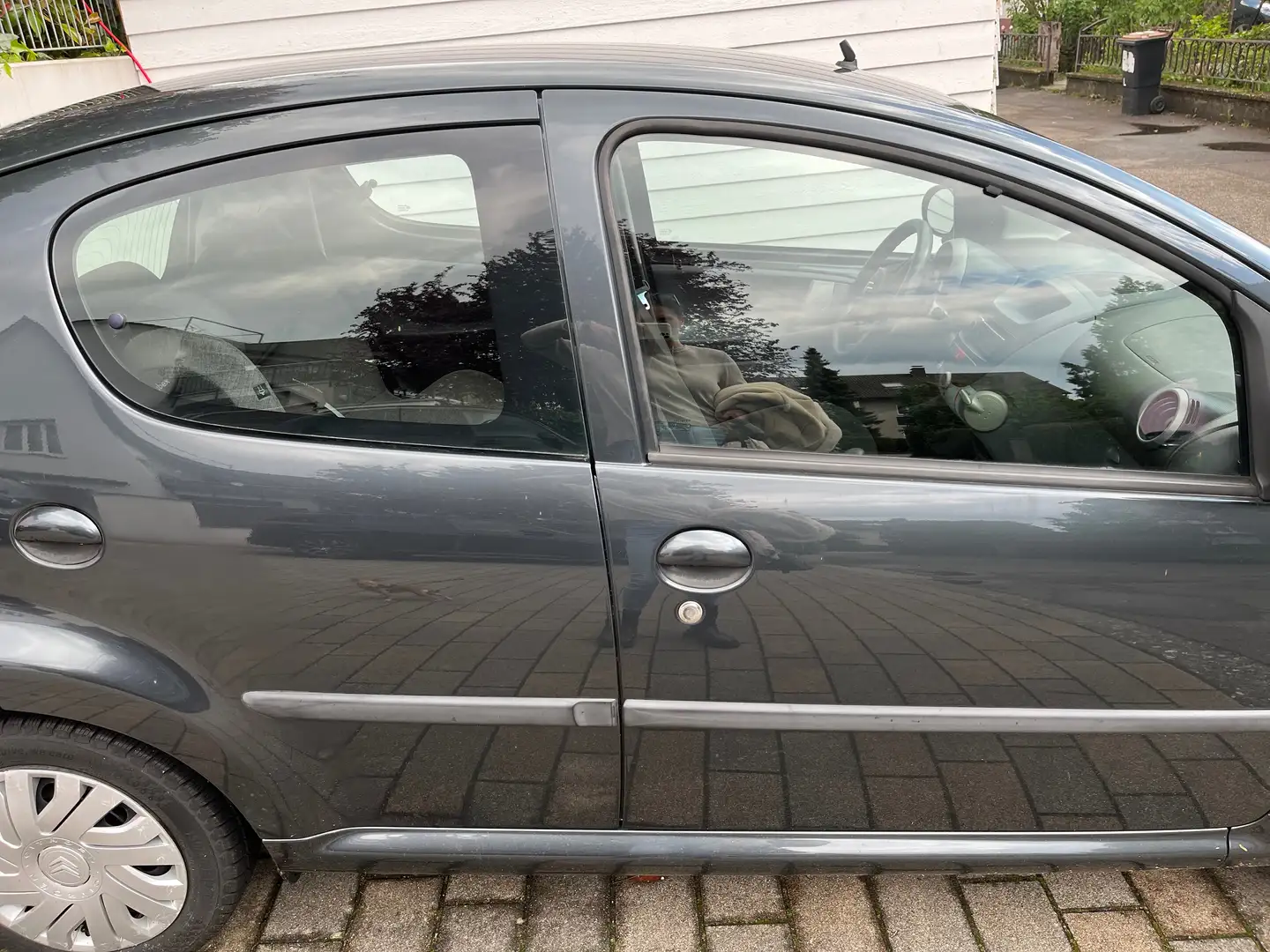 Citroen C1 C1 1.0 Sensodrive Style Schwarz - 2