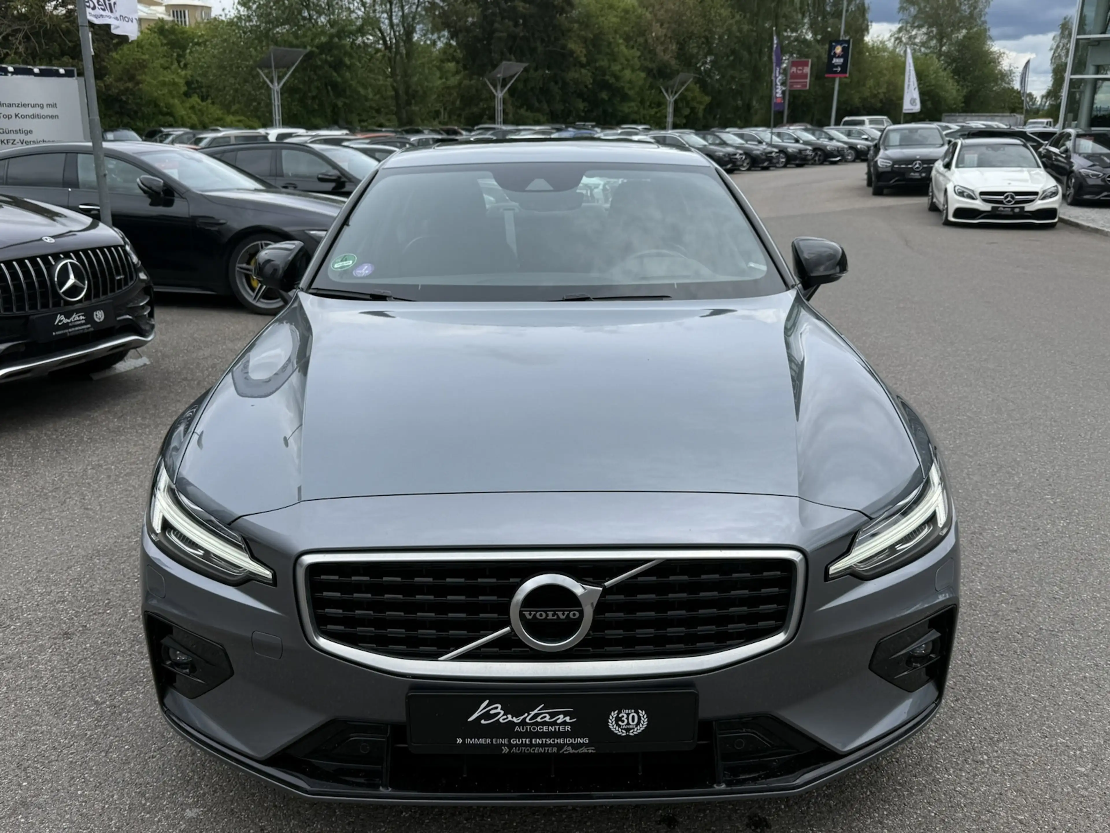 Volvo S60 T5/R-DESIGN/PANORAMA/KAMERA/HARMAN-KARDON — photo 9