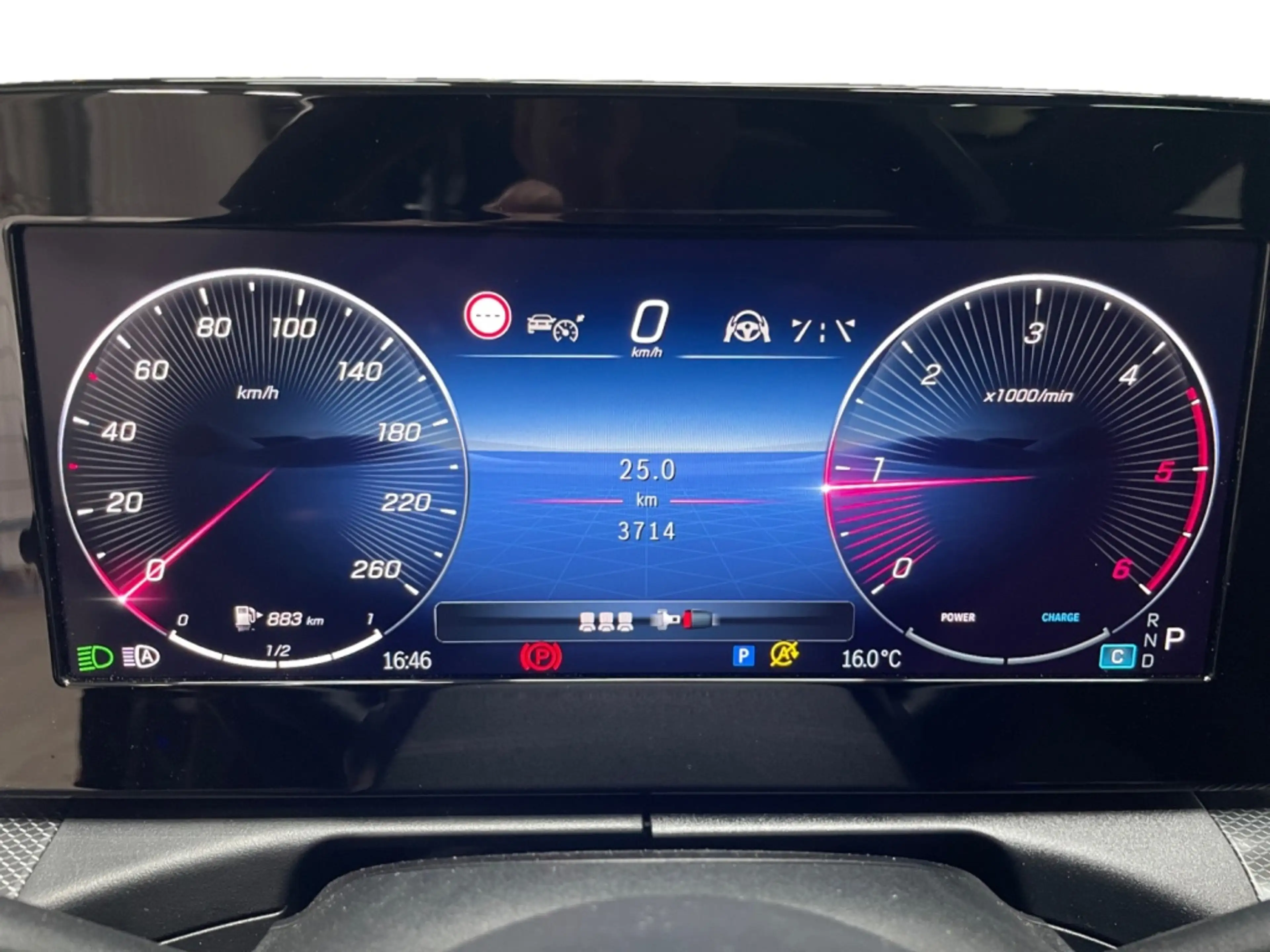Mercedes-Benz C 200 d Avantgarde Avantgarde+MBUX+Night+AHK+HUD — photo 10