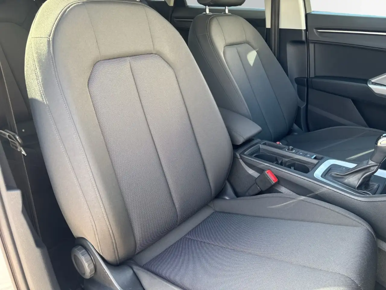 Audi Q3, фото 8