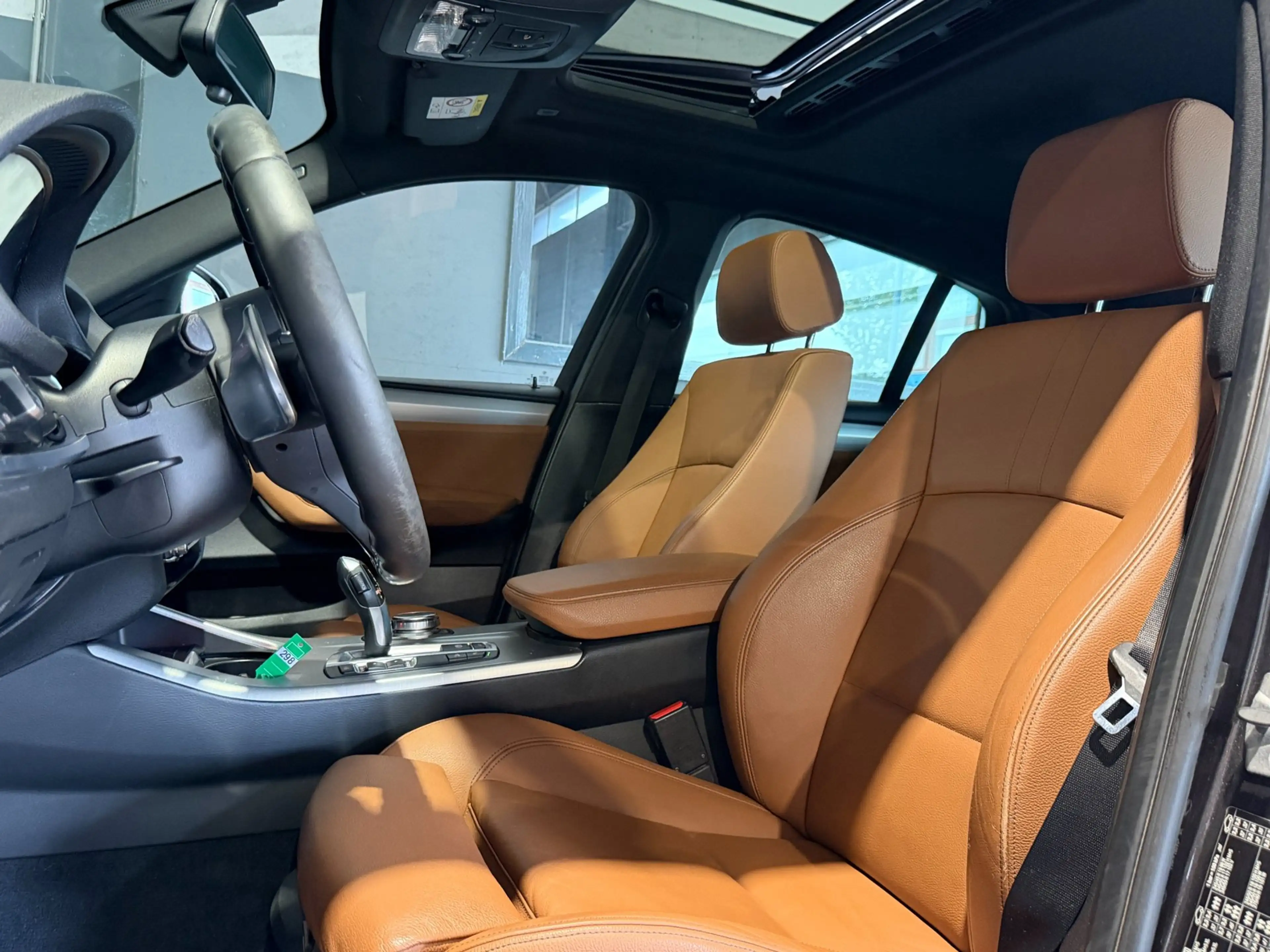 BMW X4 XDrive20i High Executive M-Pack Sport Edition 1e E — photo 13