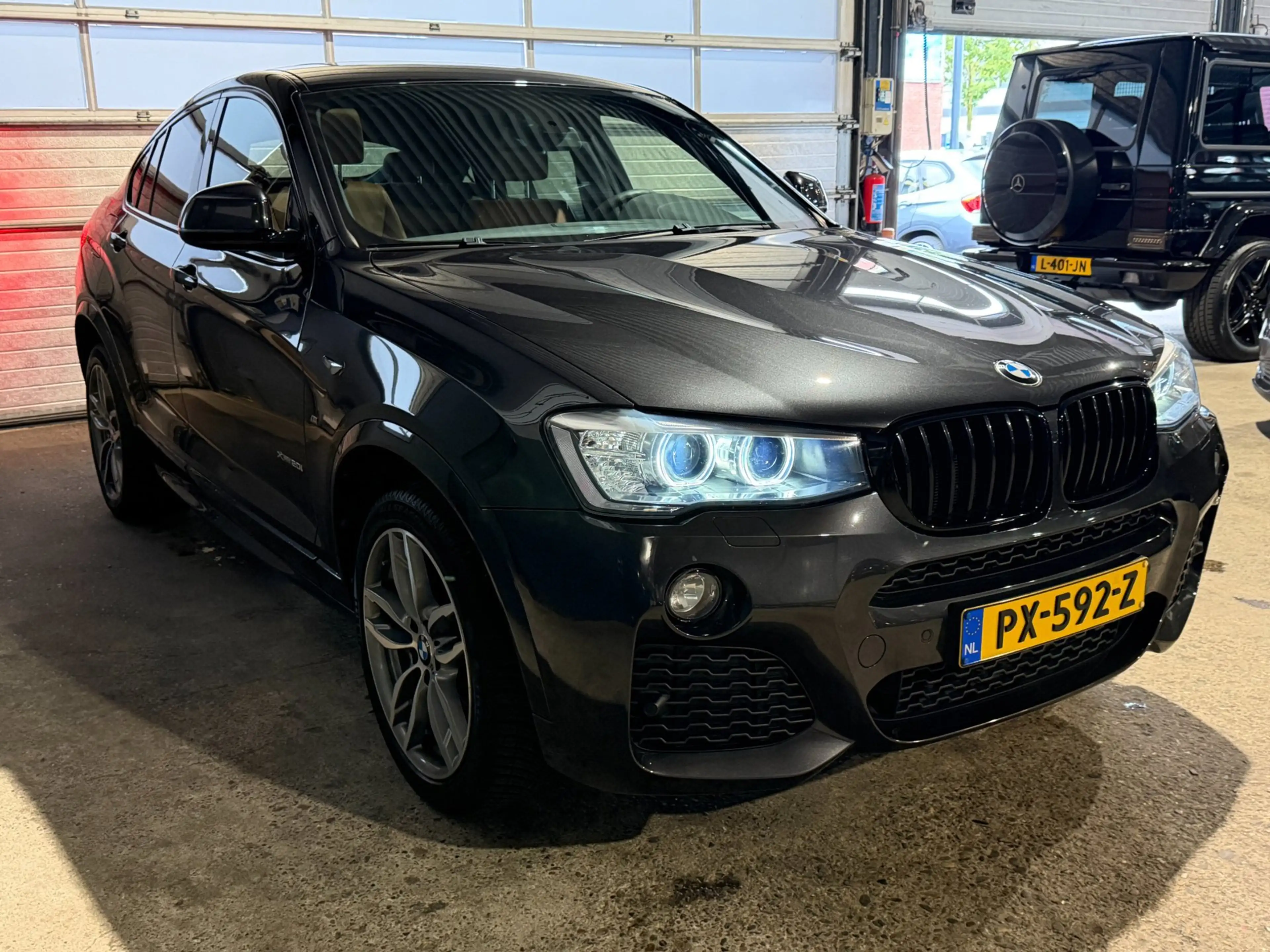 BMW X4 XDrive20i High Executive M-Pack Sport Edition 1e E — photo 5