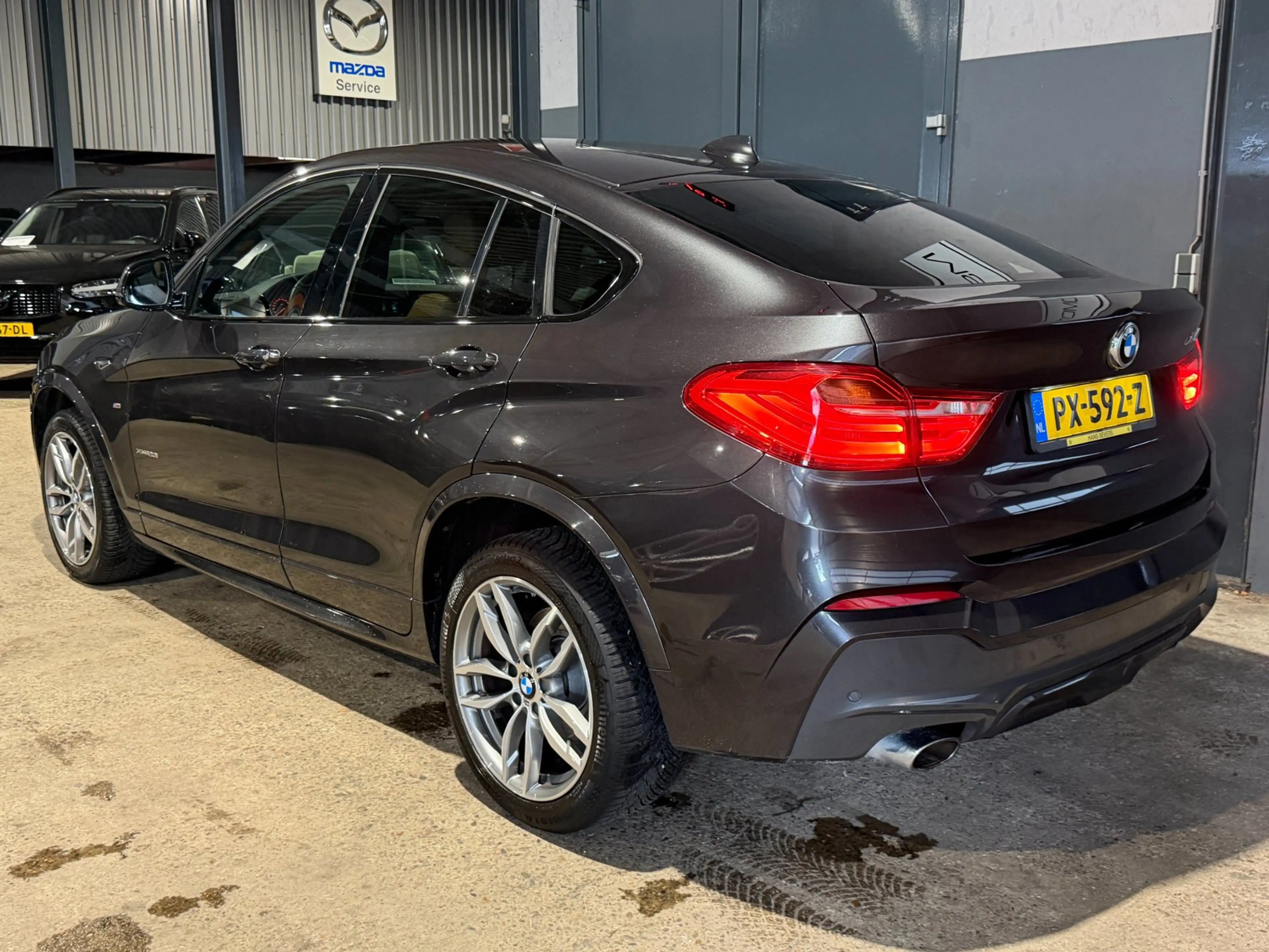 BMW X4 XDrive20i High Executive M-Pack Sport Edition 1e E — photo 3