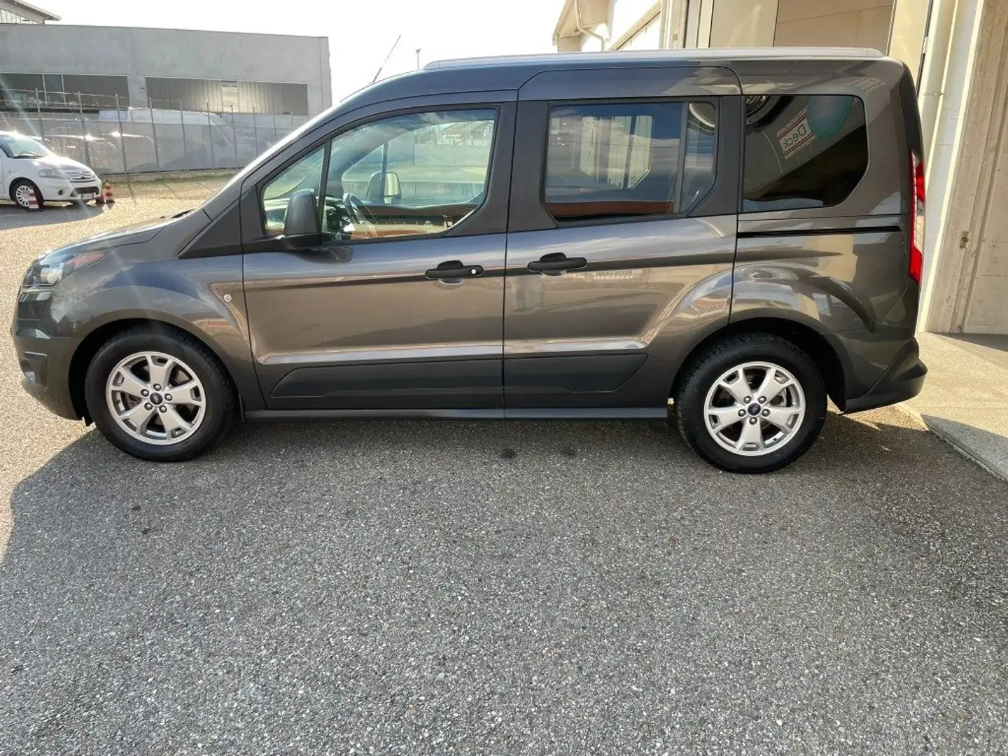 Ford Tourneo Connect 1.0 EcoBoost Plus Gris - 2
