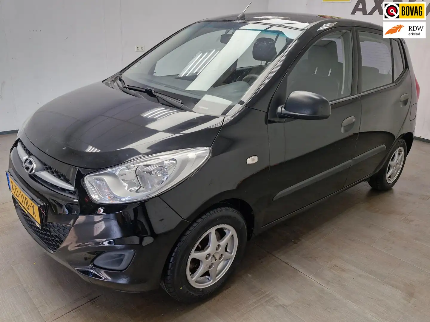 Hyundai i10 1.2 i-Drive GARANTIE ! NIEUWE APK ! NIEUWE BANDEN Noir - 1