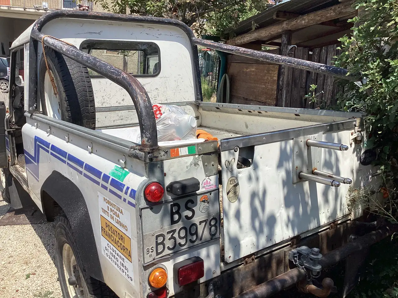 Land Rover Defender 110 2.5 Hard Top, foto 2