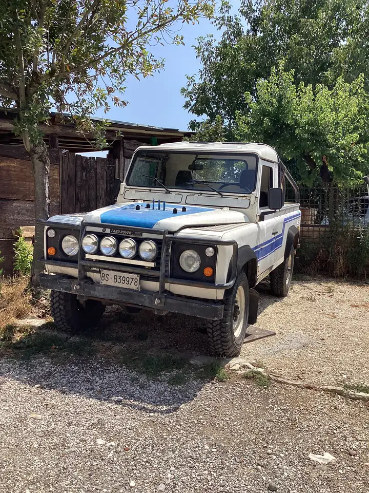Land Rover Defender 110 2.5 Hard Top, foto 3