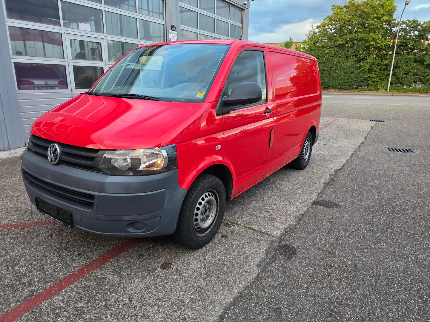 Volkswagen T5 Transporter Transporter T5 TDI BlueMotion Rot - 1