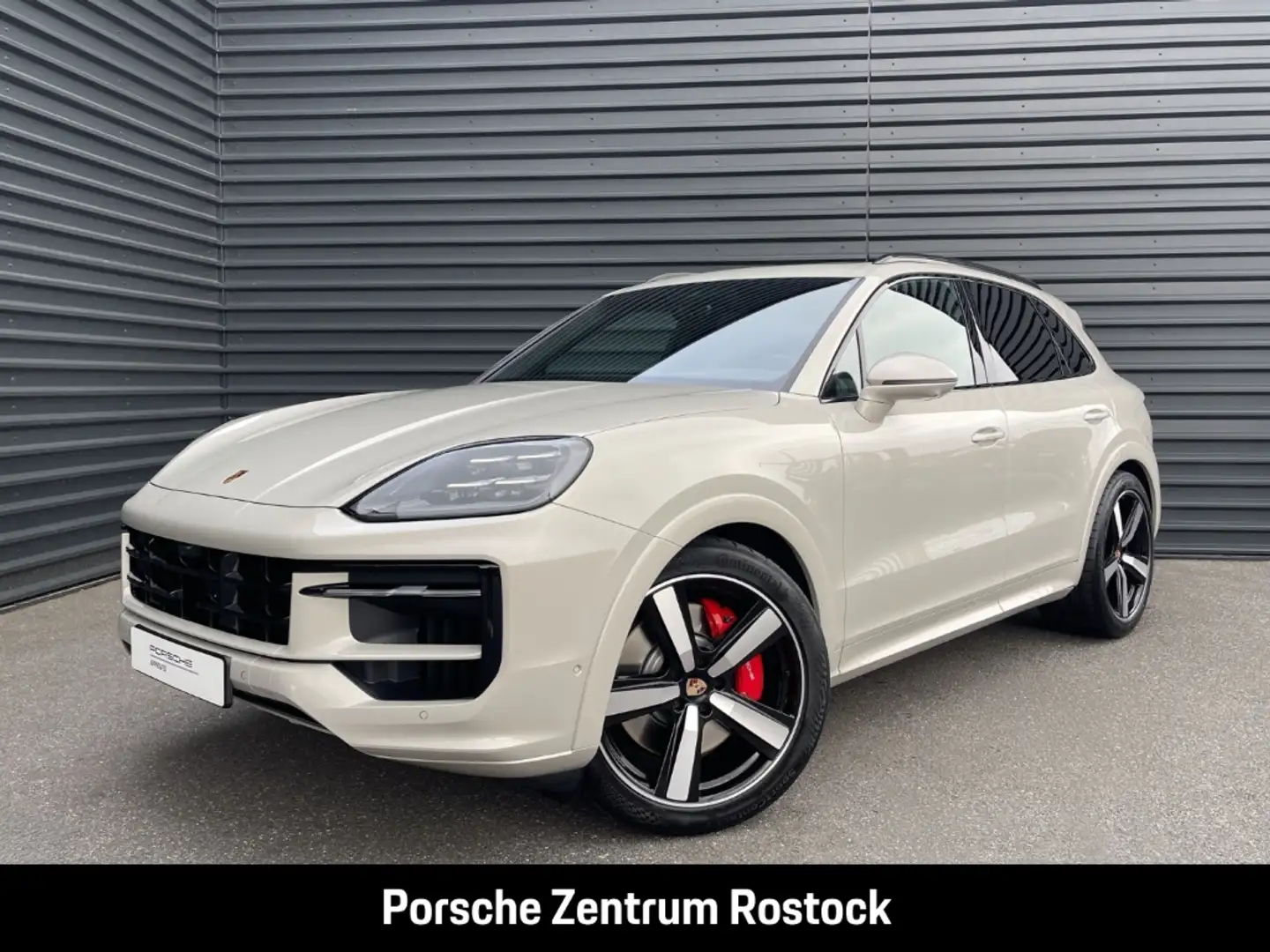 Porsche Cayenne S InnoDrive Head-Up Sportabgas BOSE LED Beige - 1