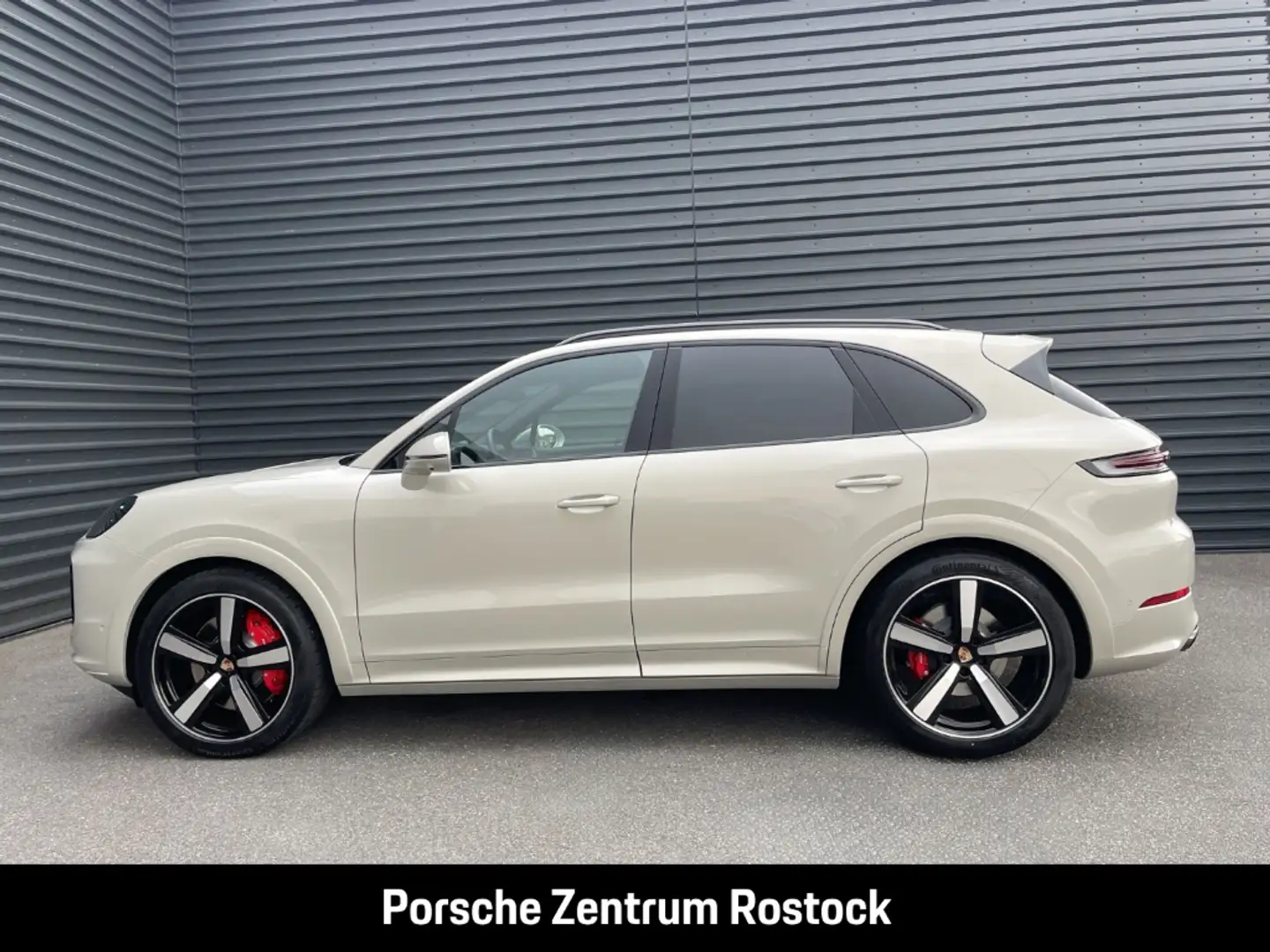 Porsche Cayenne S InnoDrive Head-Up Sportabgas BOSE LED Beige - 2
