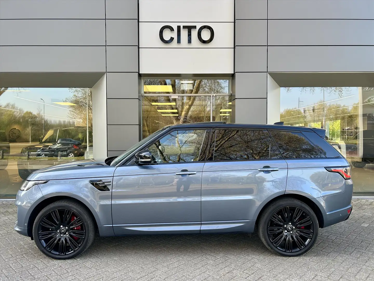 Land Rover Range Rover Sport P400e PHEV HSE Dynamic Blauw - 2