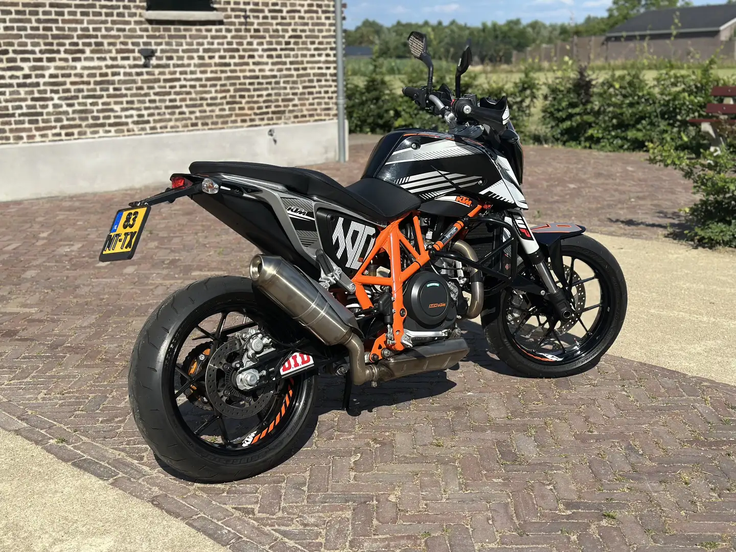 KTM 690 Duke ABS - 1